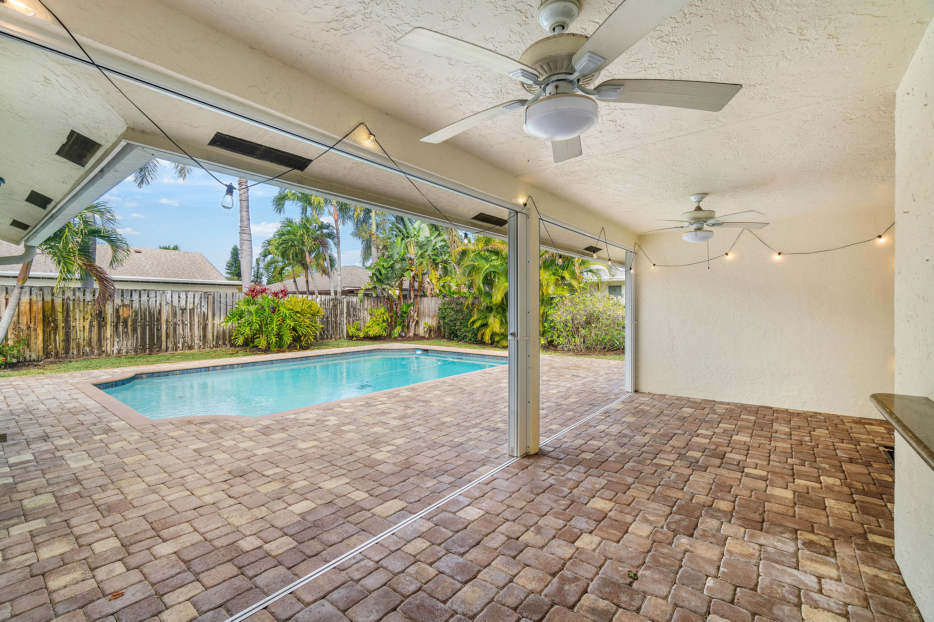 4060 Birchwood, Boca Raton FL 33487