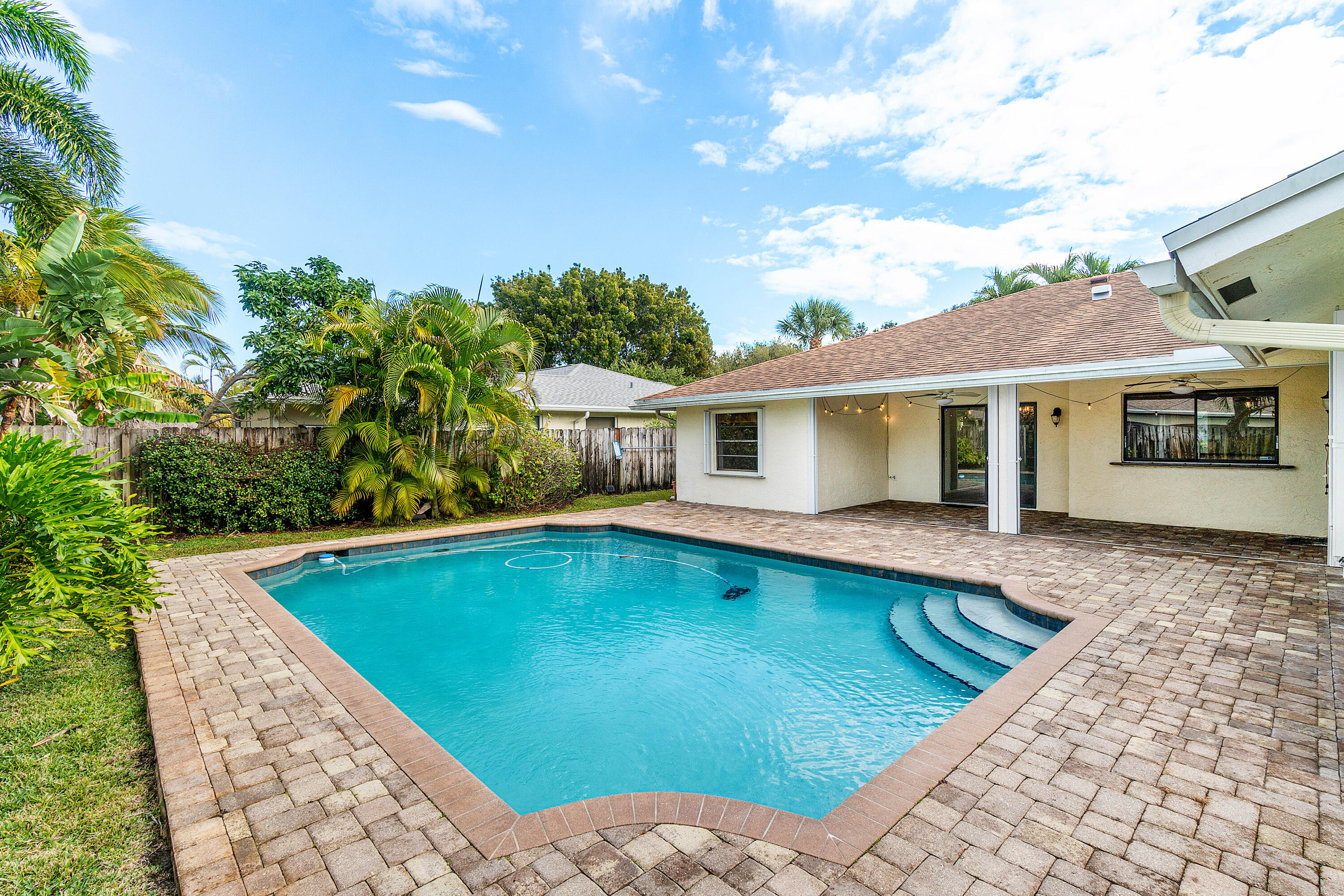 4060 Birchwood, Boca Raton FL 33487