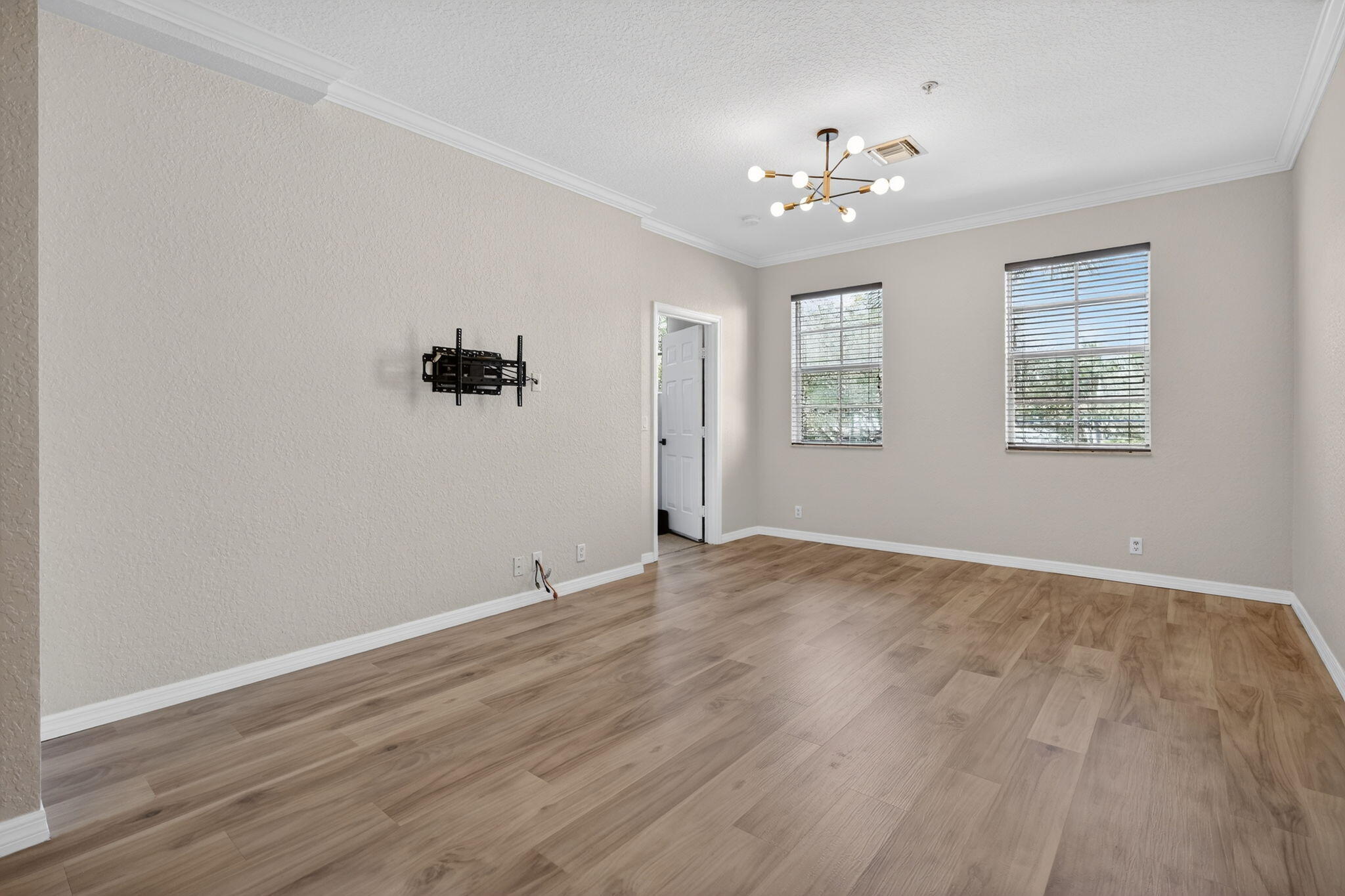 273 E Bay Cedar, Jupiter FL 33458