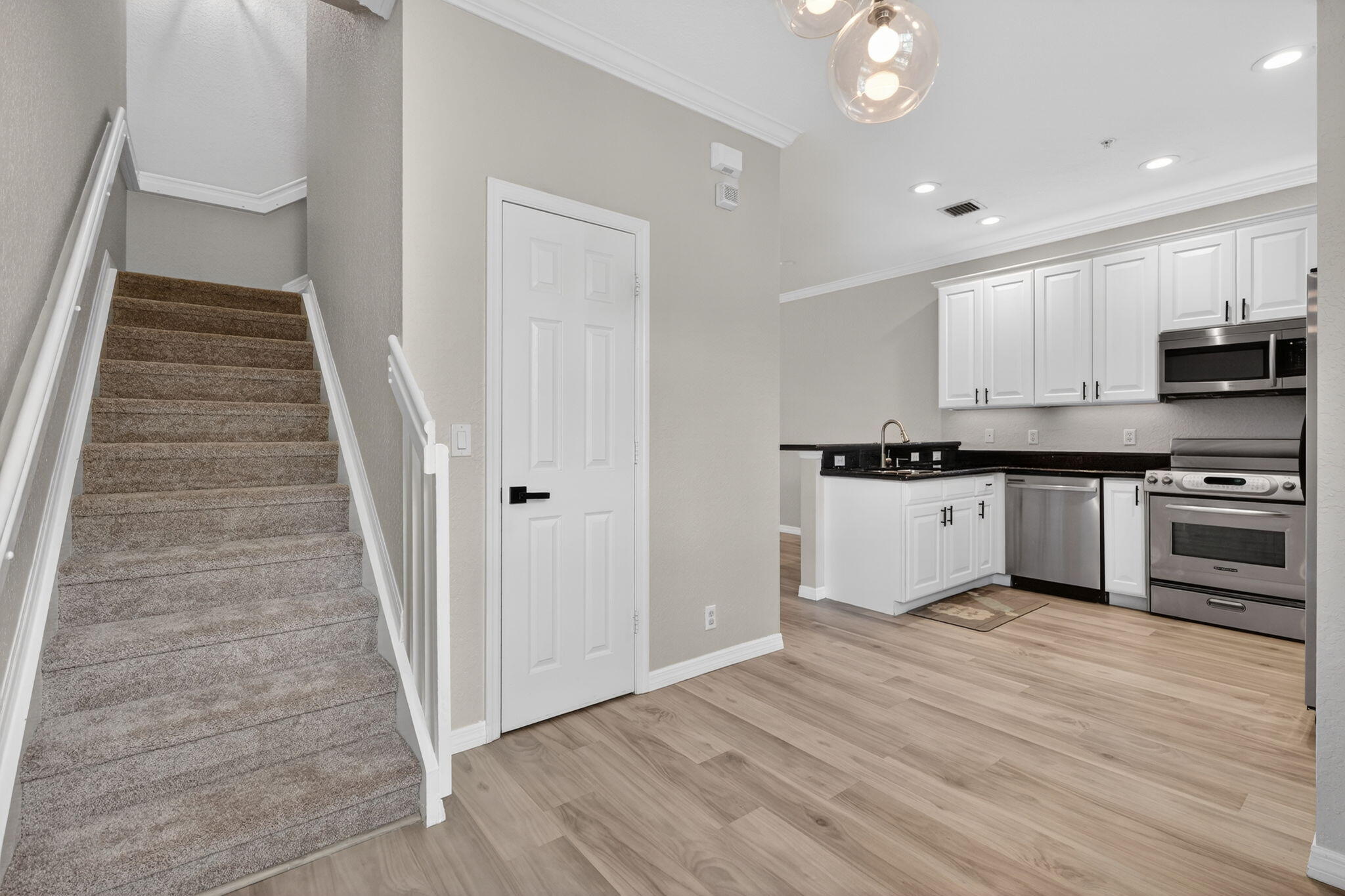 273 E Bay Cedar, Jupiter FL 33458