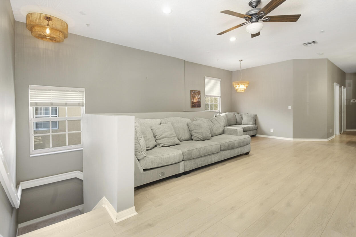 110 Lighthouse #H, Tequesta FL 33469
