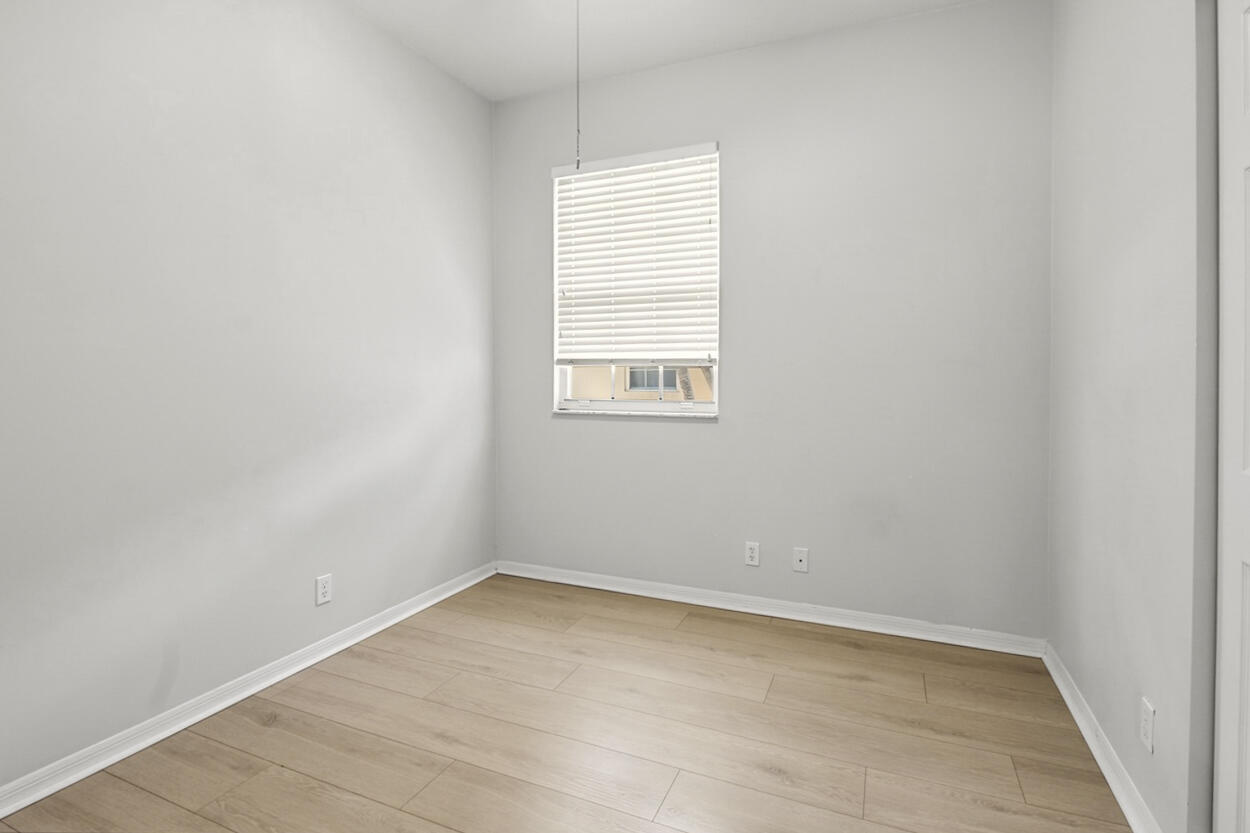 110 Lighthouse #H, Tequesta FL 33469