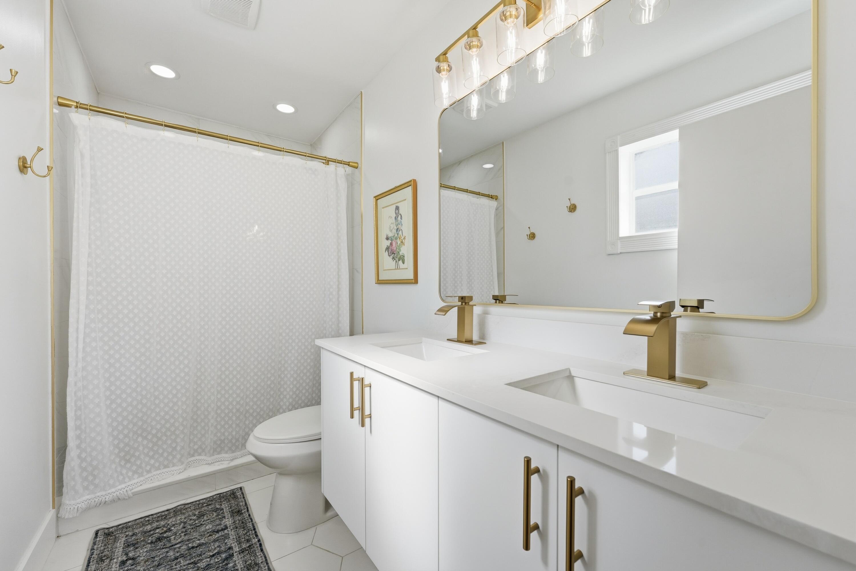 533 Riverside, Palm Beach Gardens FL 33410
