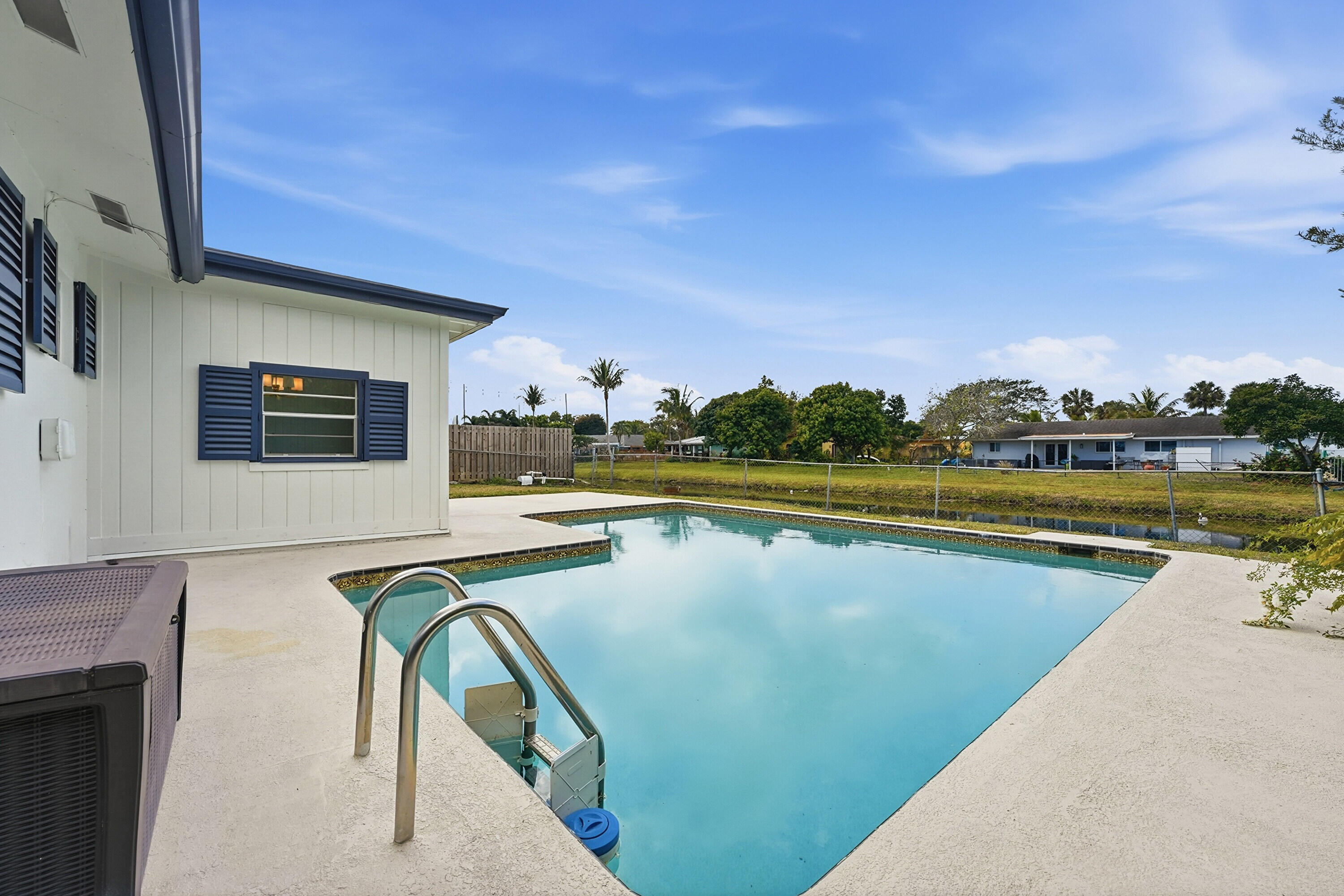 533 Riverside, Palm Beach Gardens FL 33410