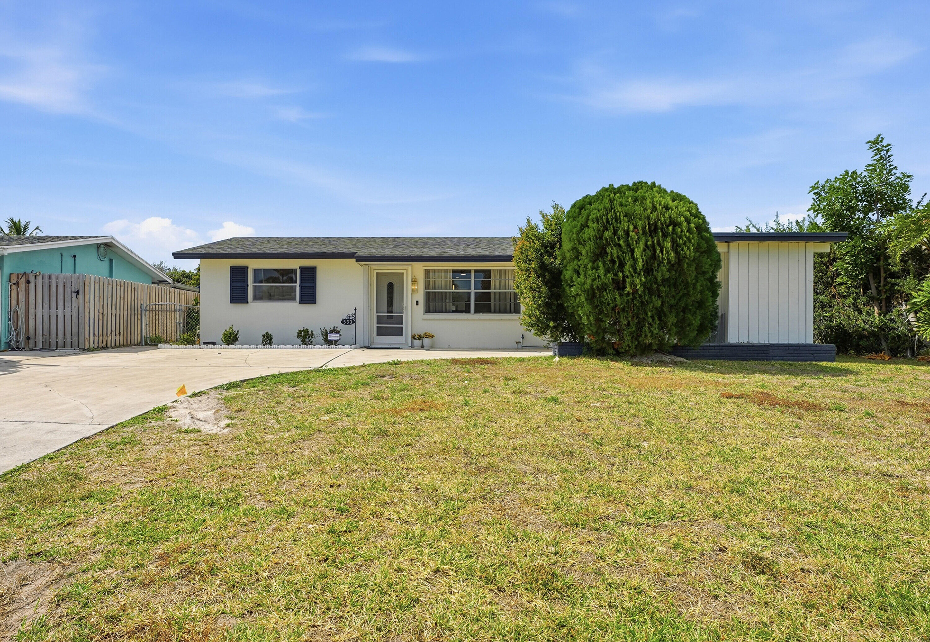 533 Riverside, Palm Beach Gardens FL 33410