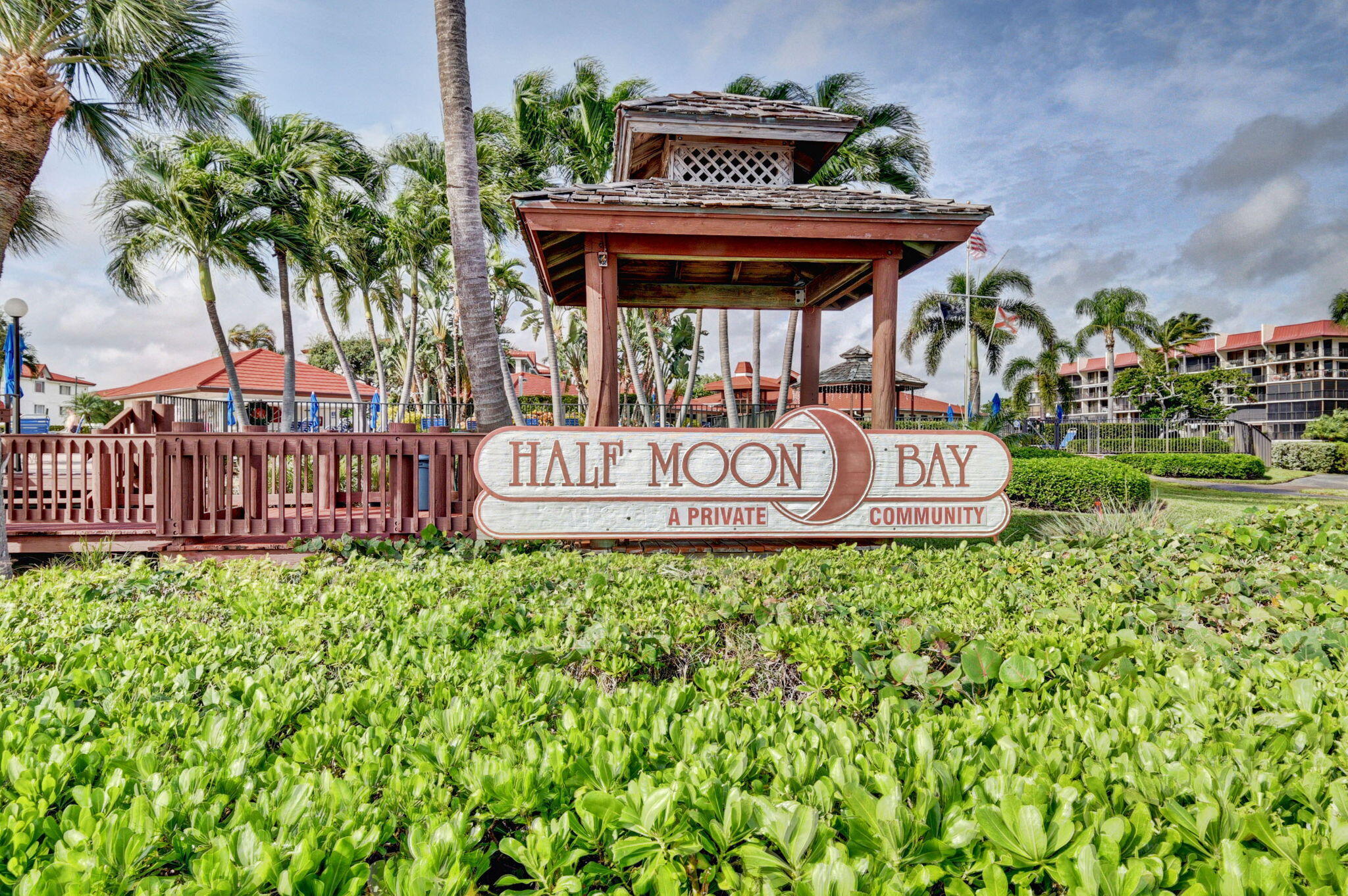 7030 Half Moon #117, Hypoluxo FL 33462