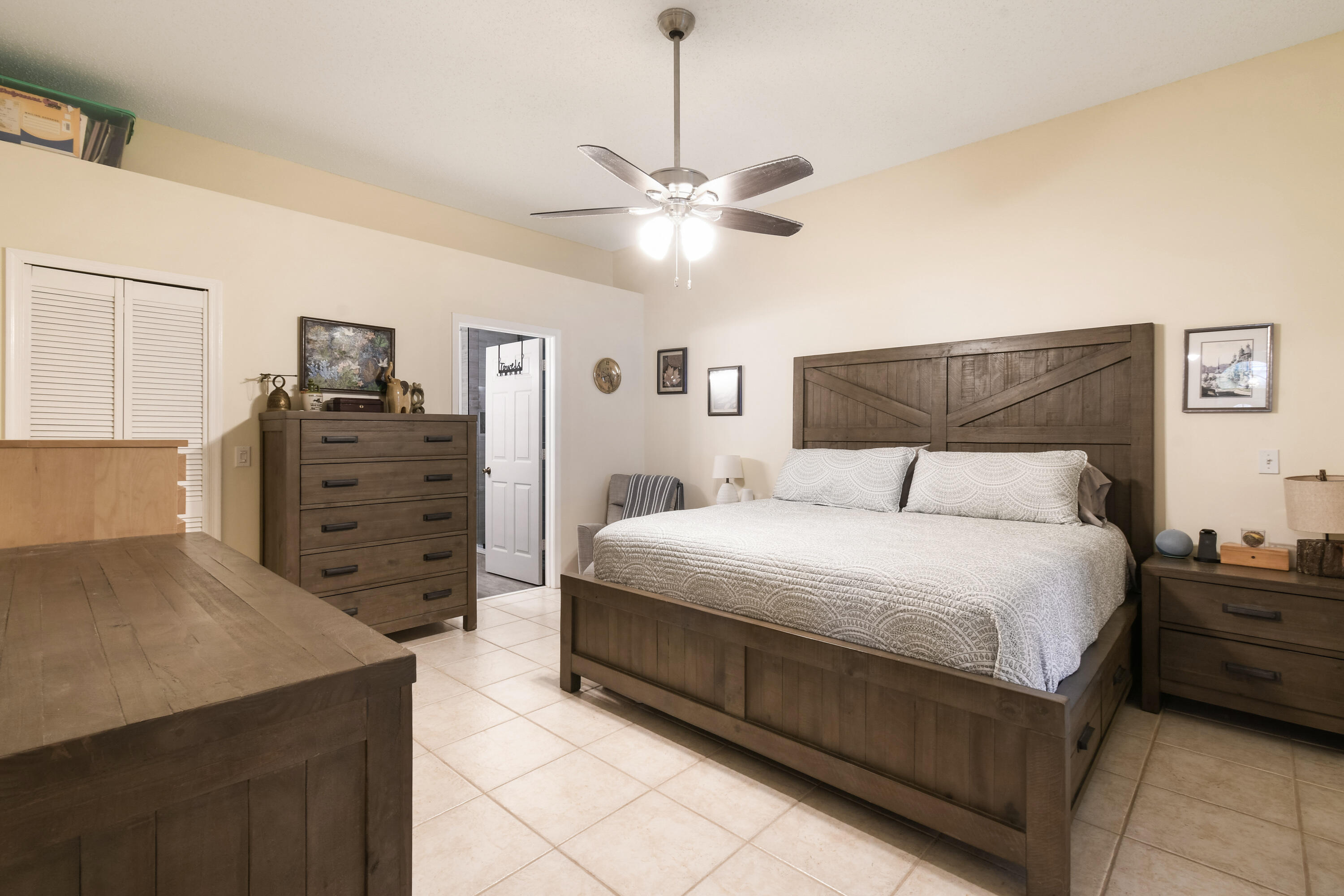 409 Woodview, Palm Beach Gardens FL 33418