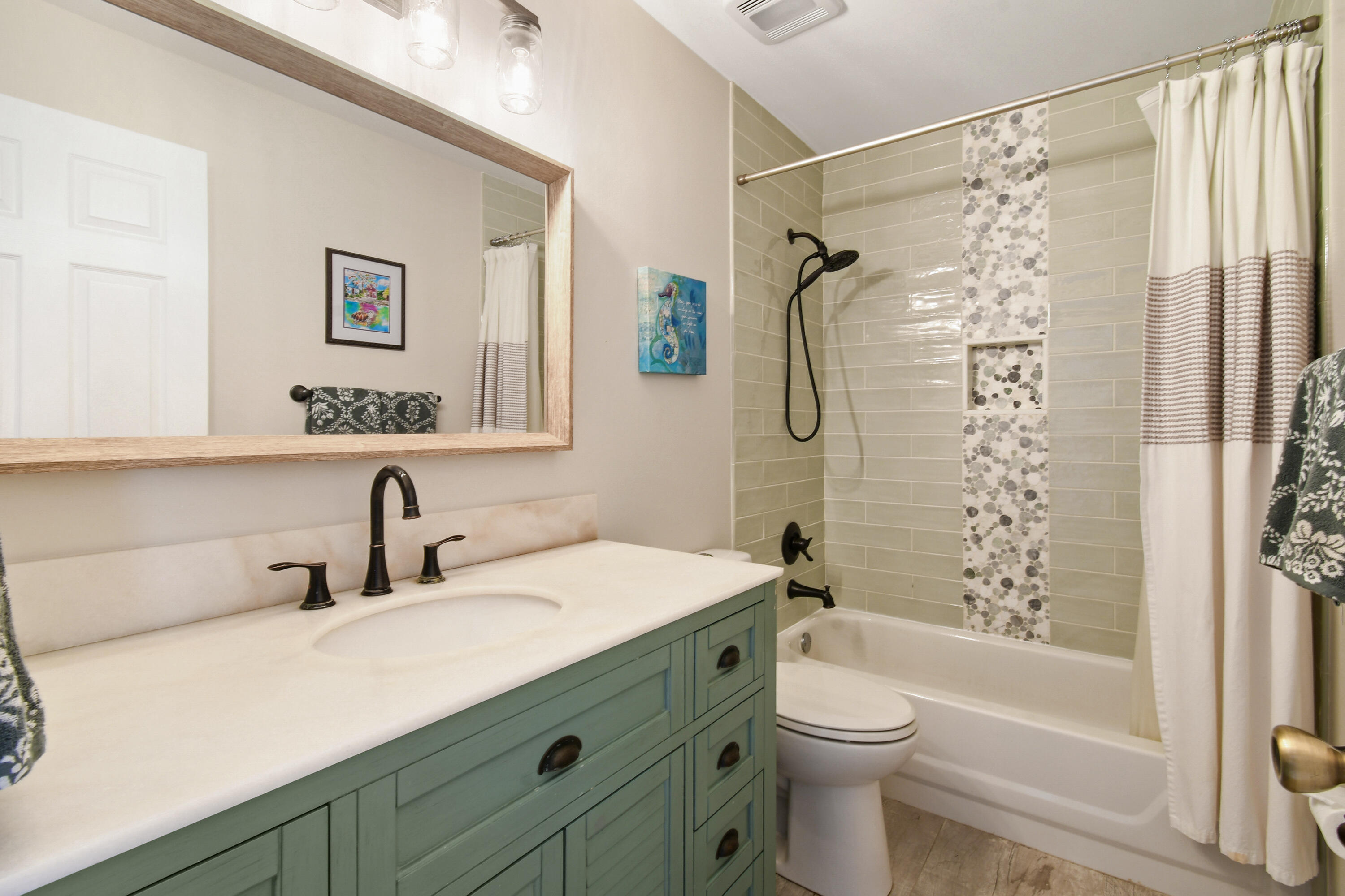 409 Woodview, Palm Beach Gardens FL 33418