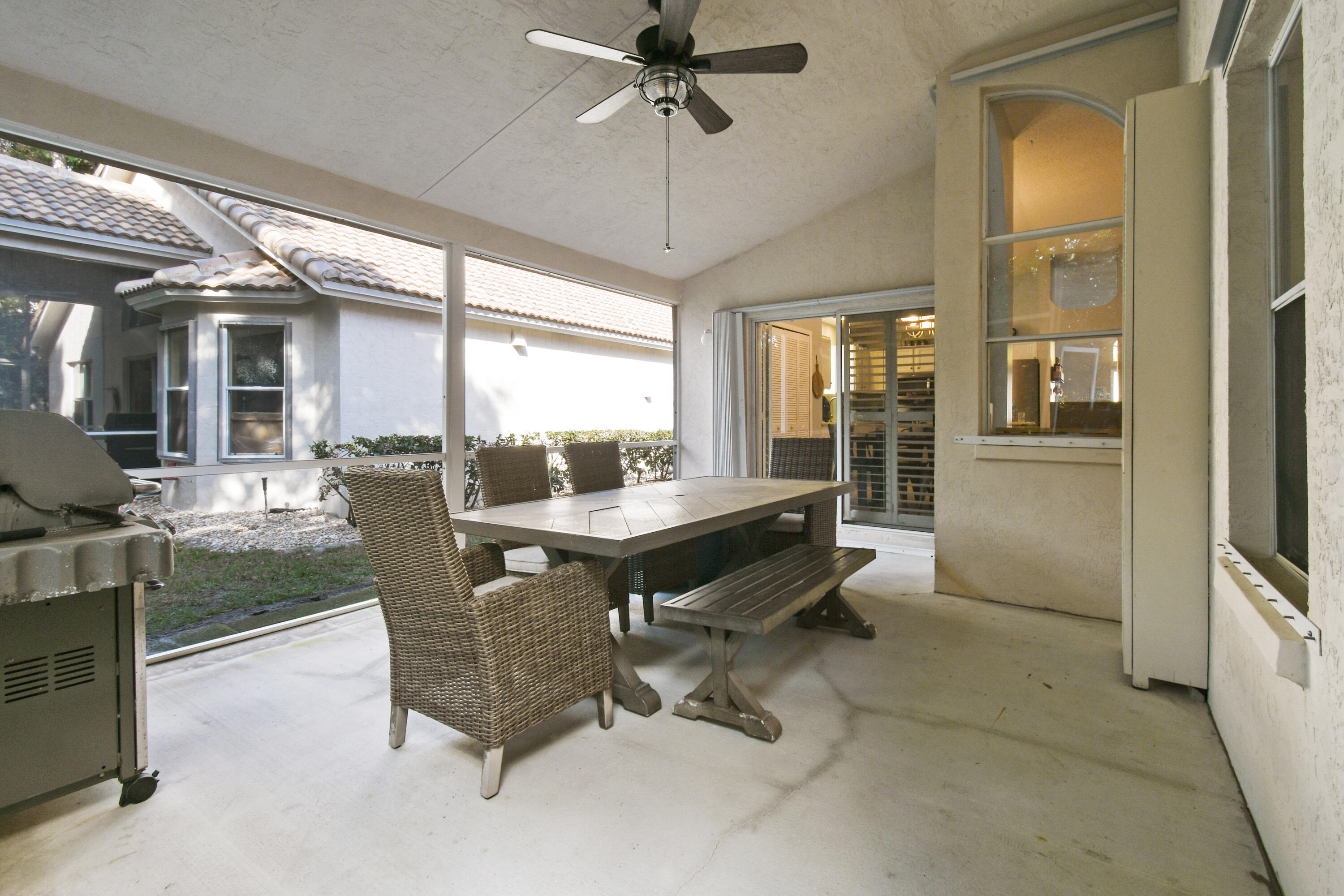 409 Woodview, Palm Beach Gardens FL 33418