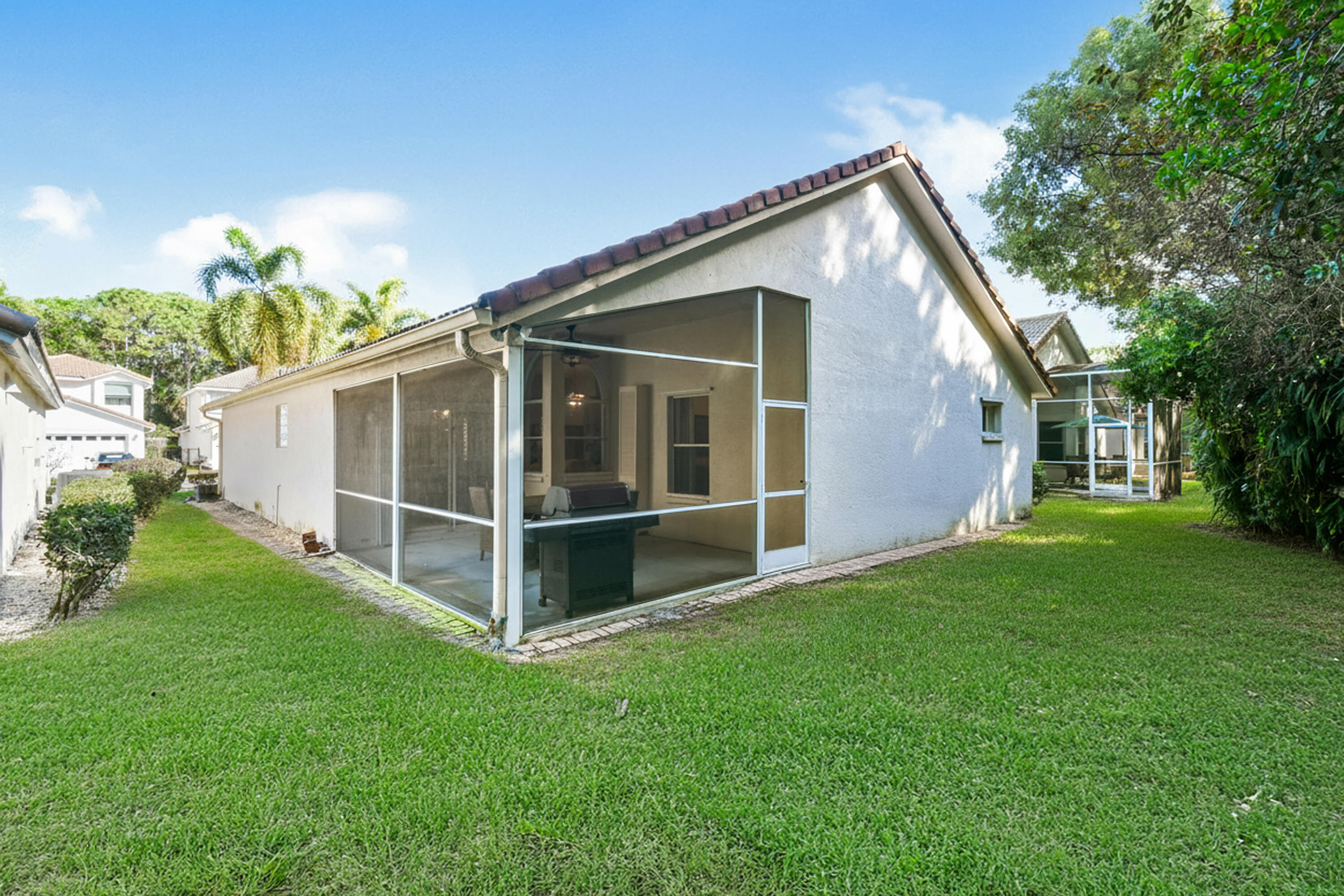 409 Woodview, Palm Beach Gardens FL 33418