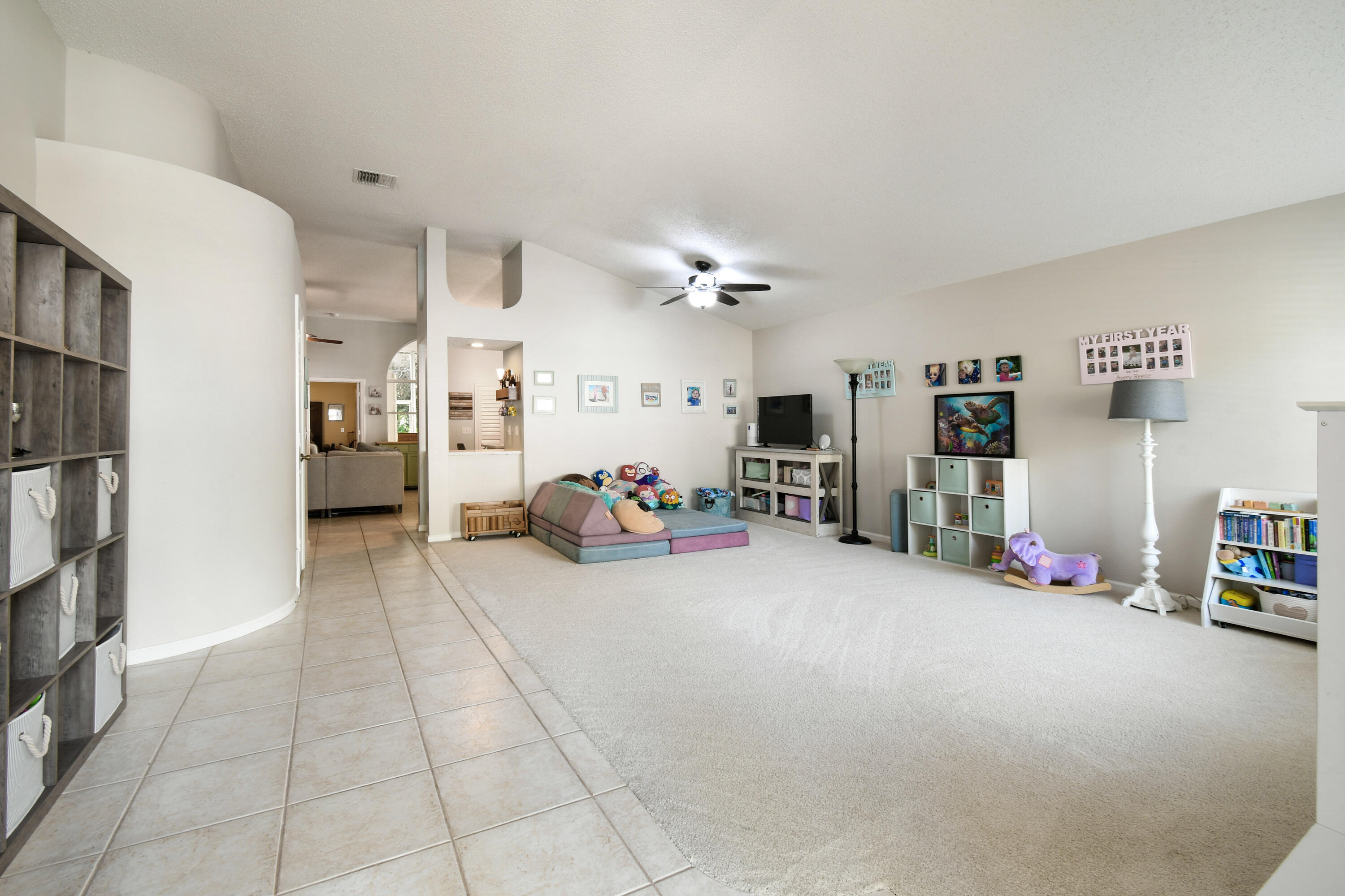 409 Woodview, Palm Beach Gardens FL 33418