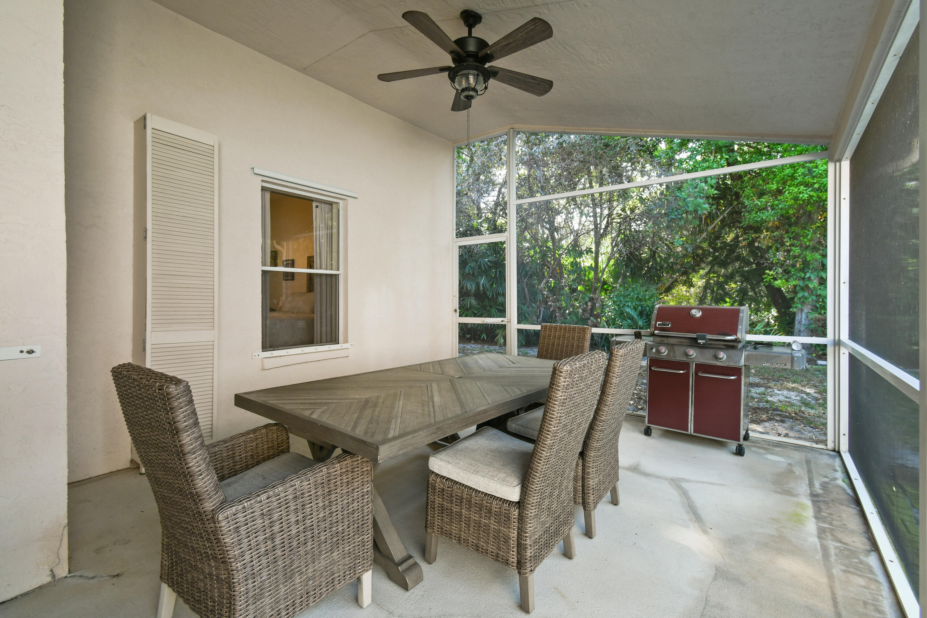 409 Woodview, Palm Beach Gardens FL 33418