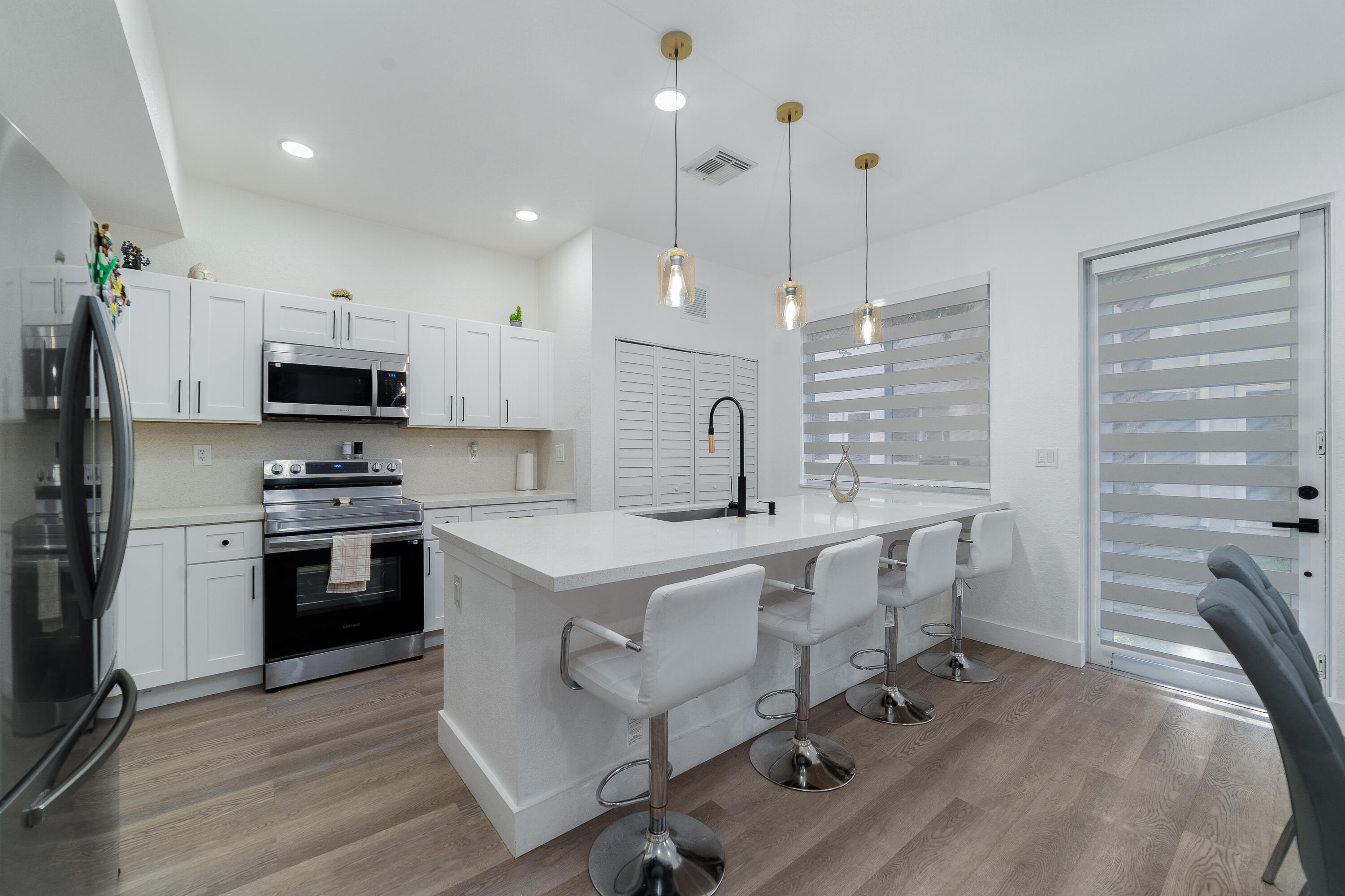 21105 NW 14th #4, Miami Gardens FL 33169