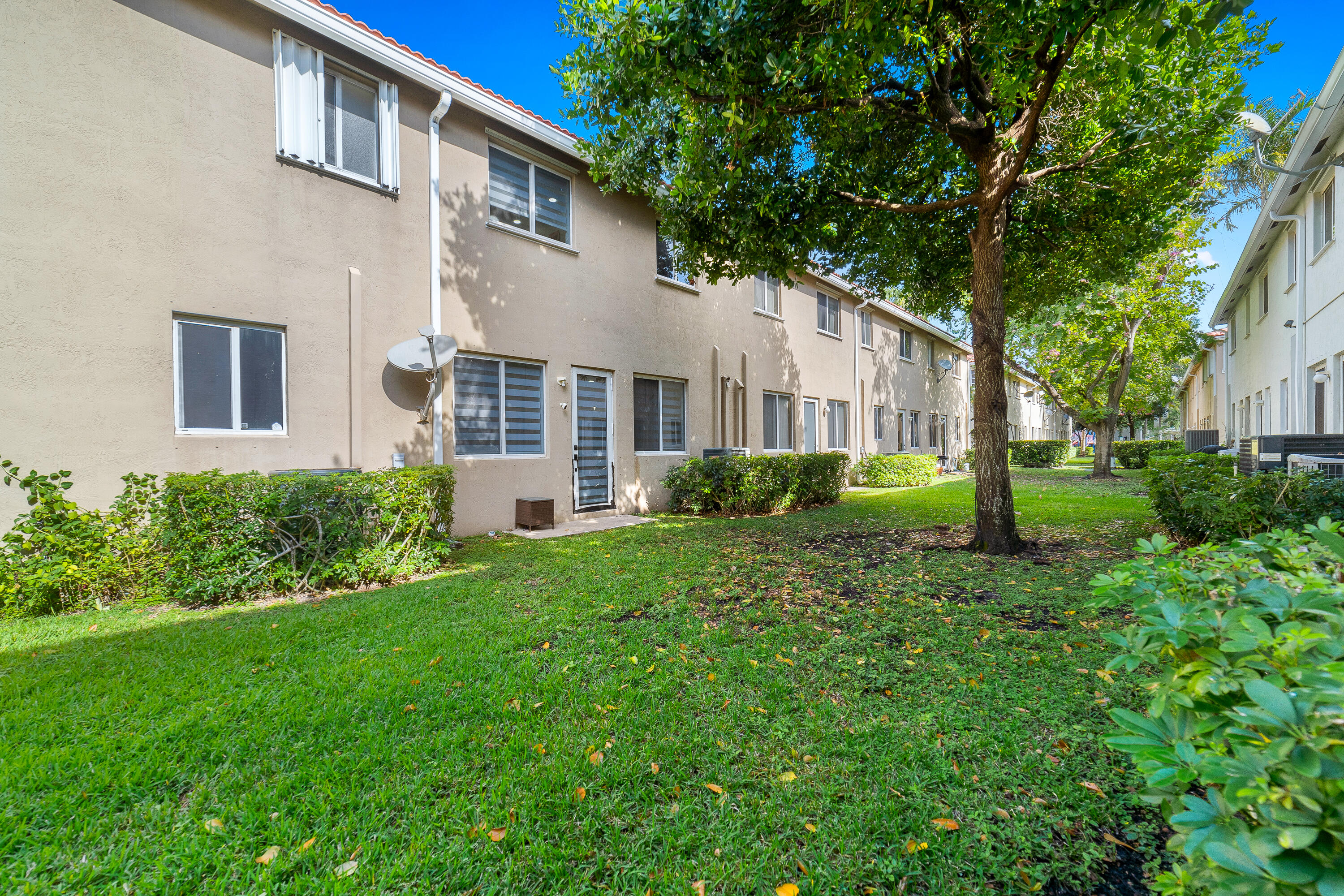 21105 NW 14th #4, Miami Gardens FL 33169