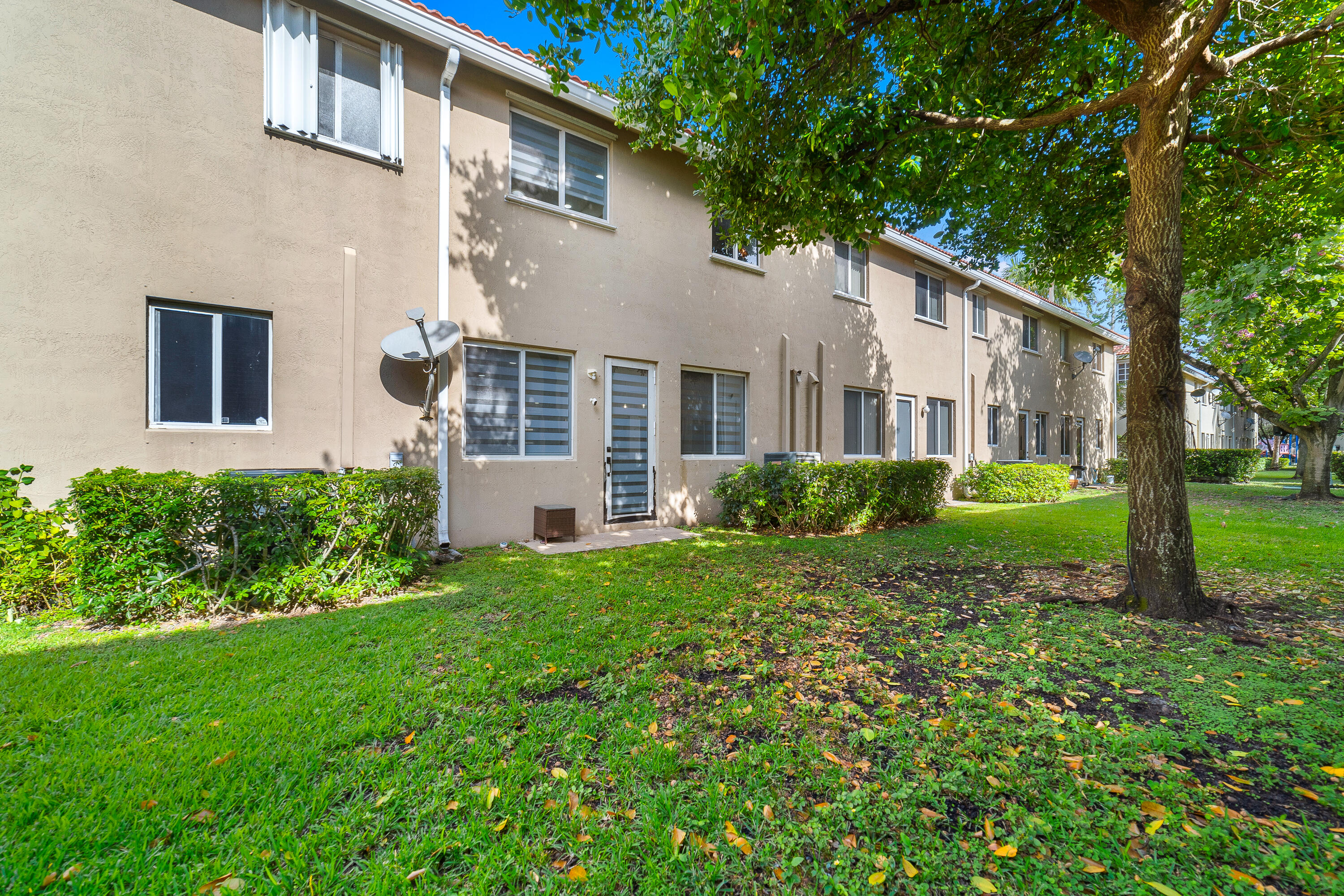 21105 NW 14th #4, Miami Gardens FL 33169