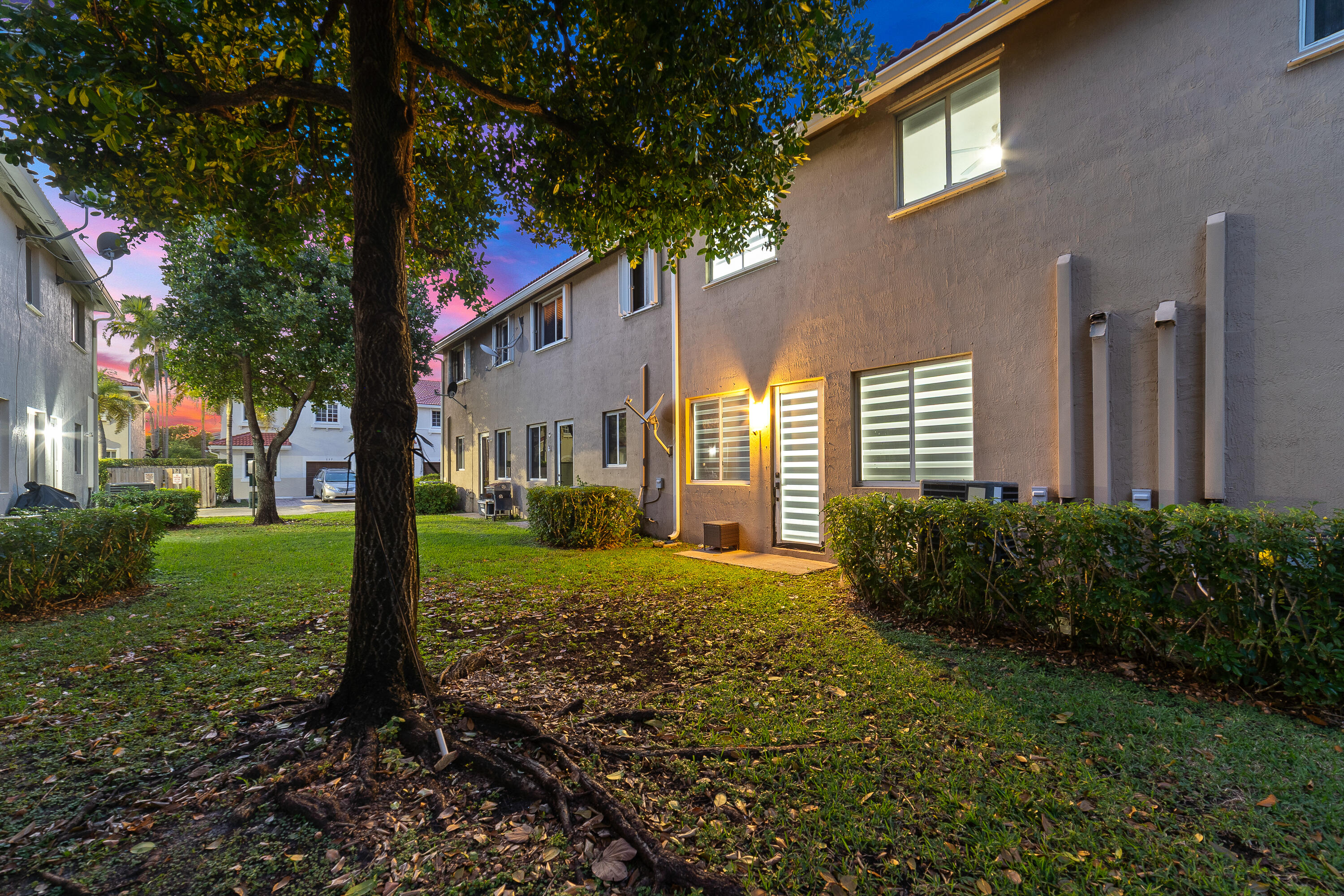 21105 NW 14th #4, Miami Gardens FL 33169