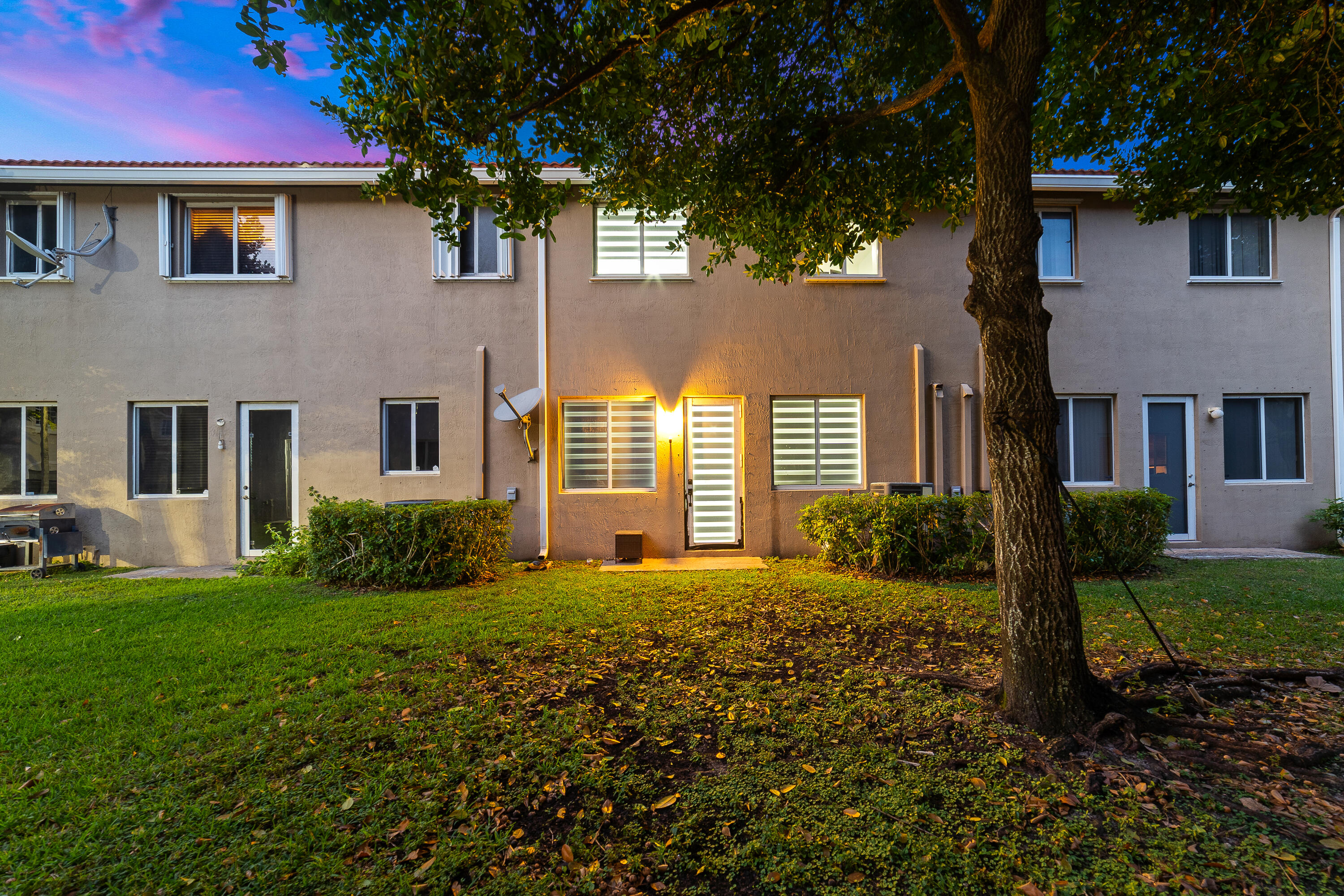 21105 NW 14th #4, Miami Gardens FL 33169