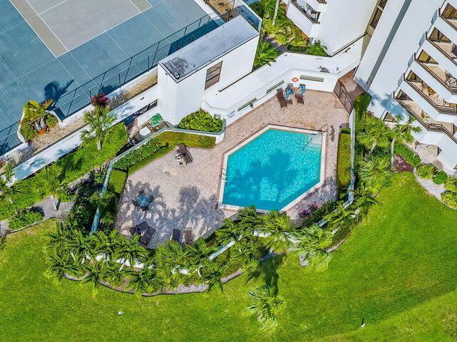3322 Casseekey Island #104, Jupiter FL 33477