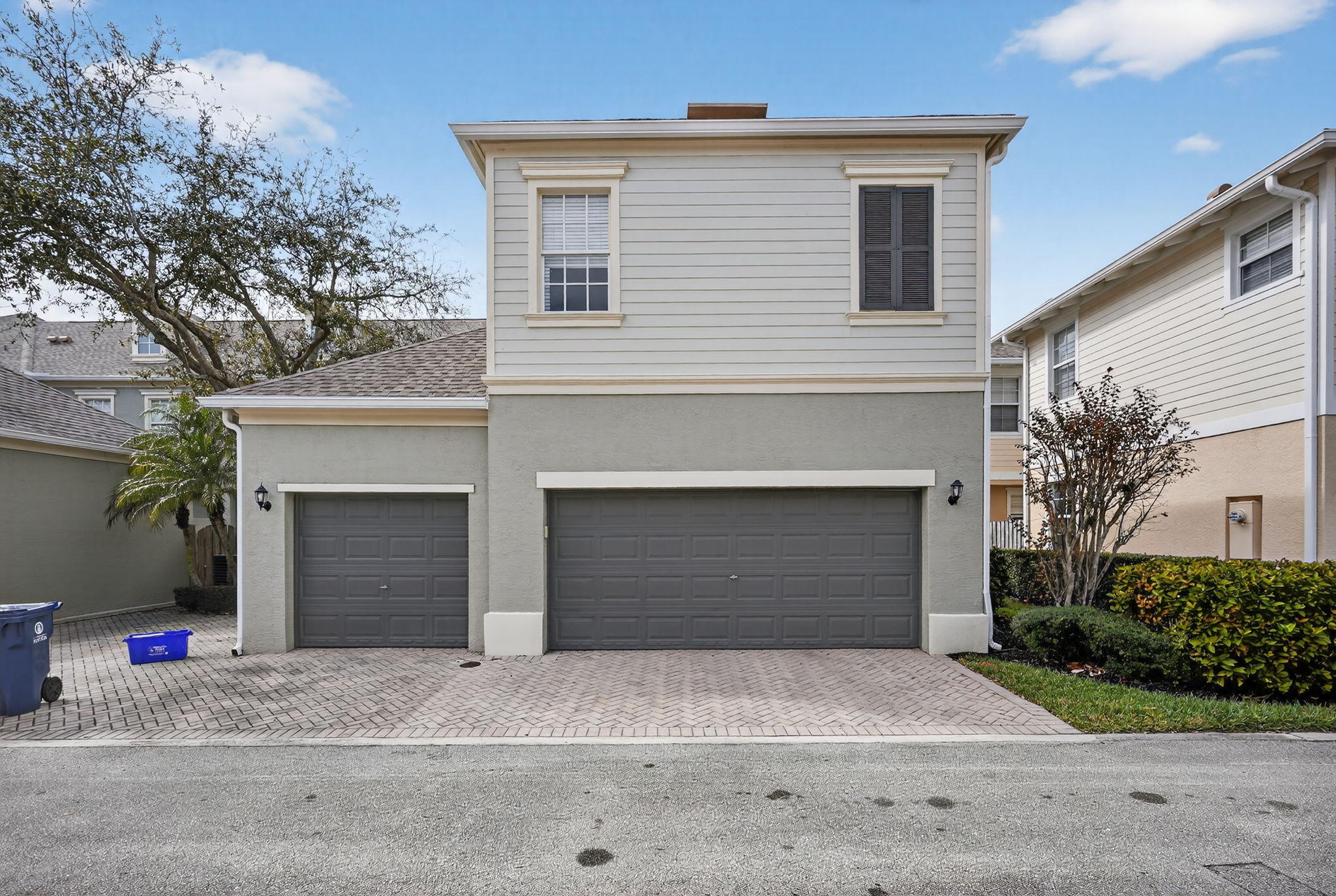 203 E Thatch Palm, Jupiter FL 33458