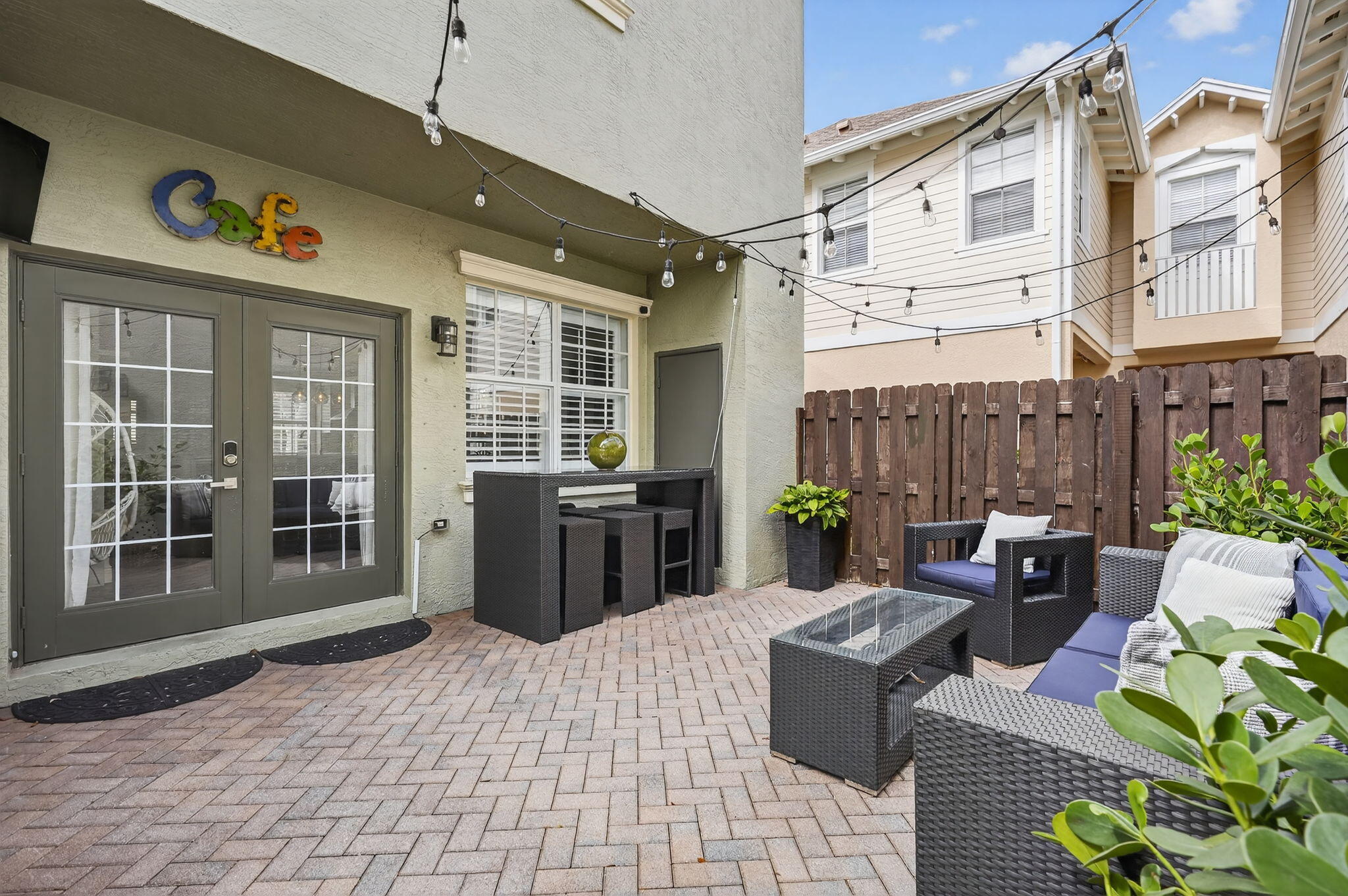 203 E Thatch Palm, Jupiter FL 33458