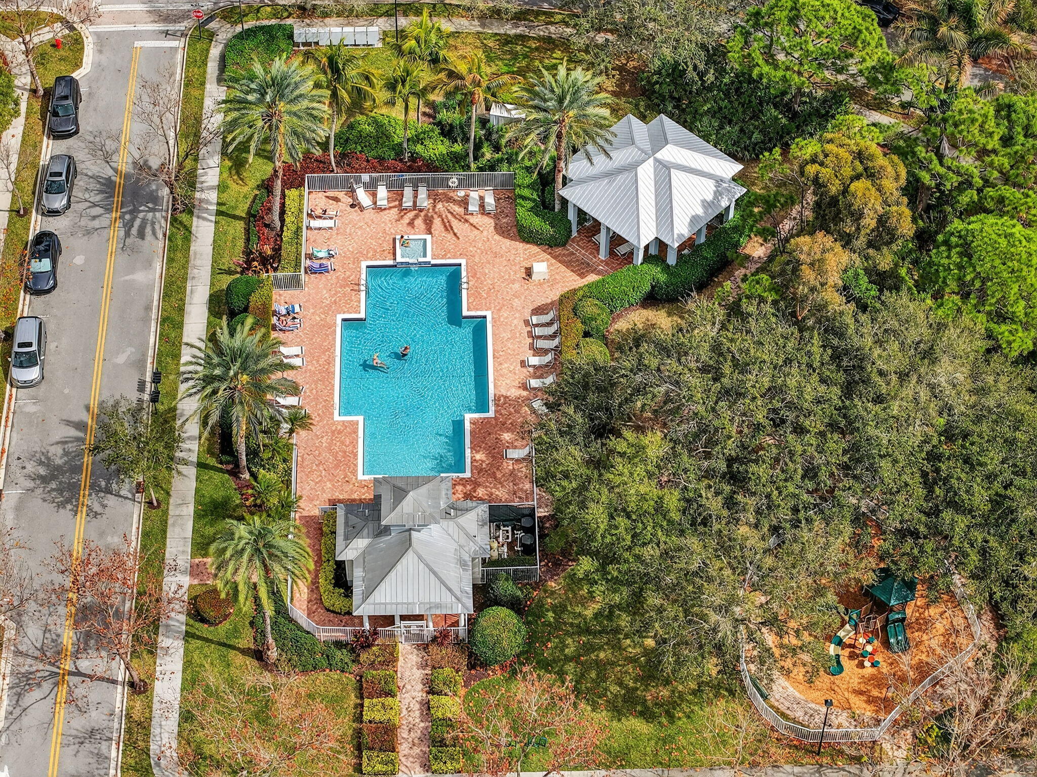 203 E Thatch Palm, Jupiter FL 33458