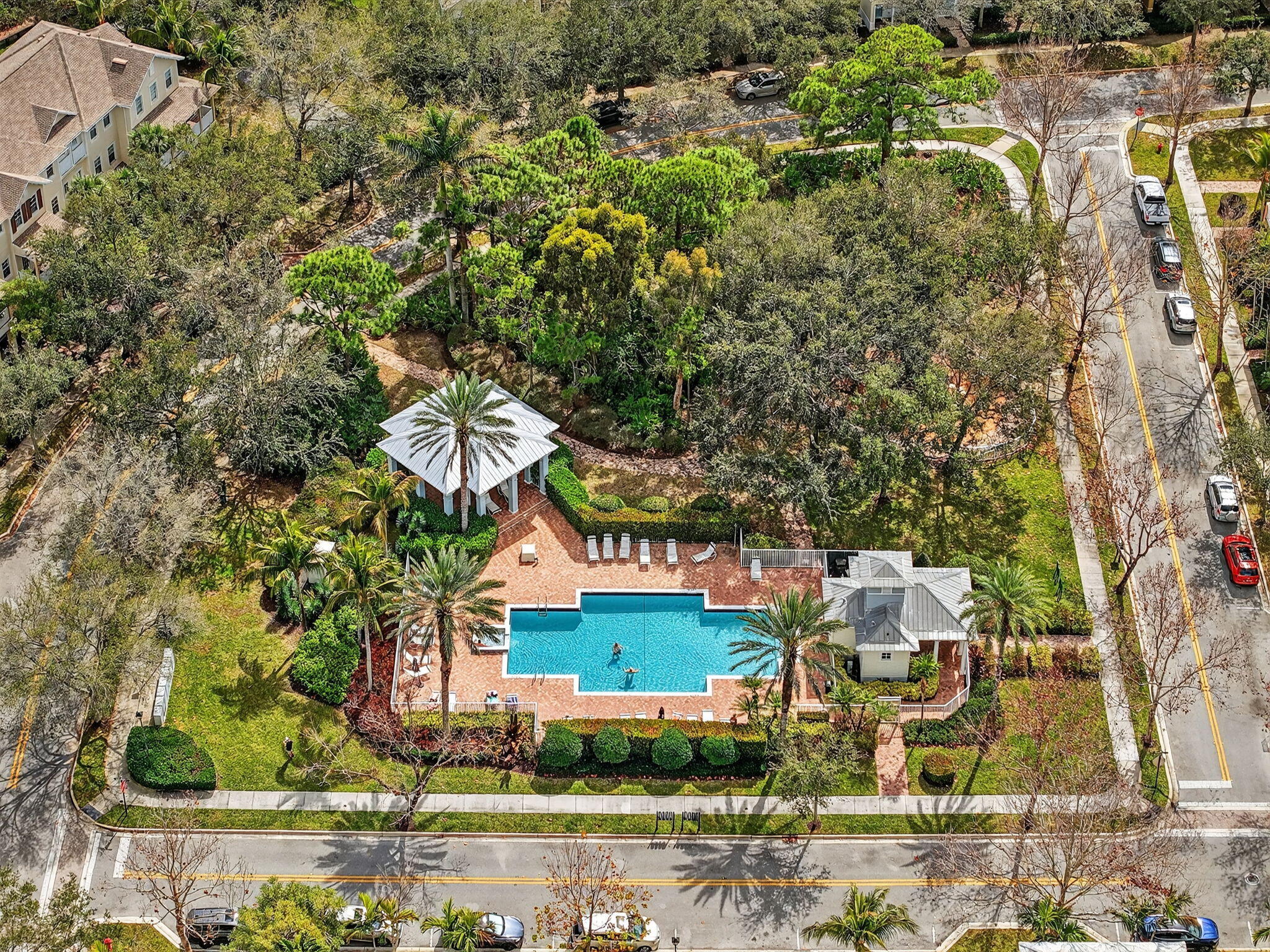 203 E Thatch Palm, Jupiter FL 33458
