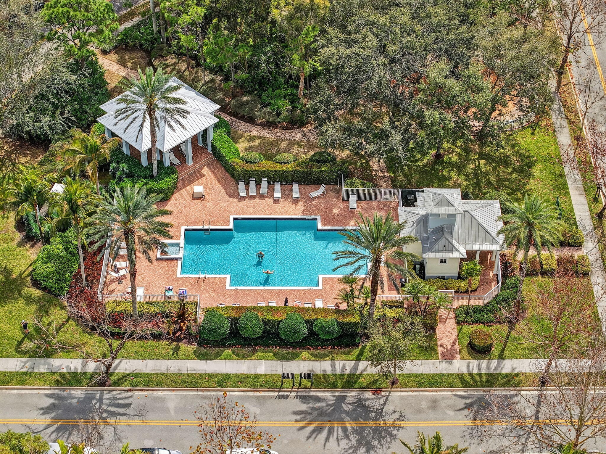 203 E Thatch Palm, Jupiter FL 33458