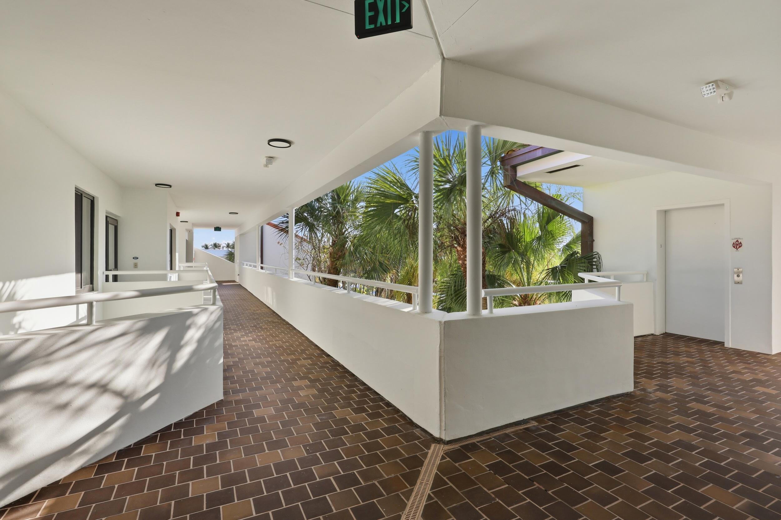 200 Waterway #307, Tequesta FL 33469