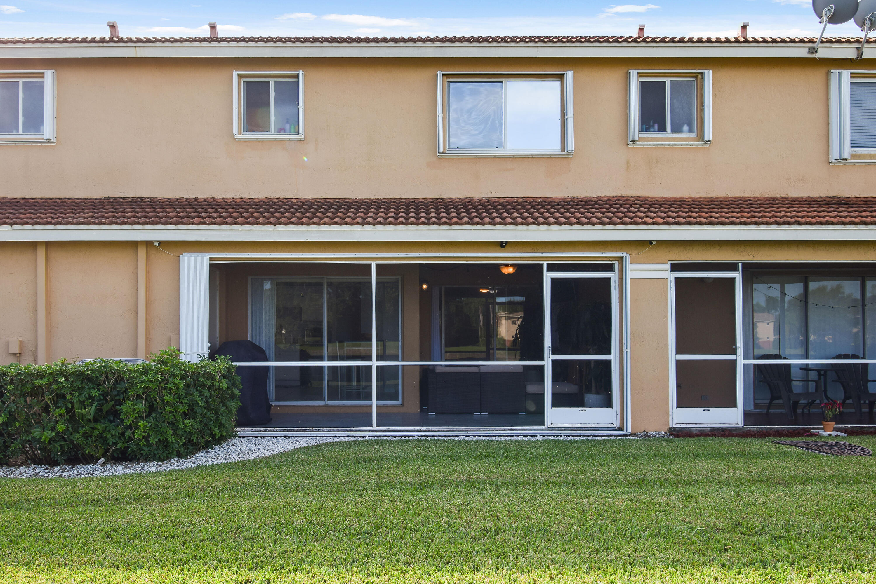 6125 Eaton, West Palm Beach FL 33411
