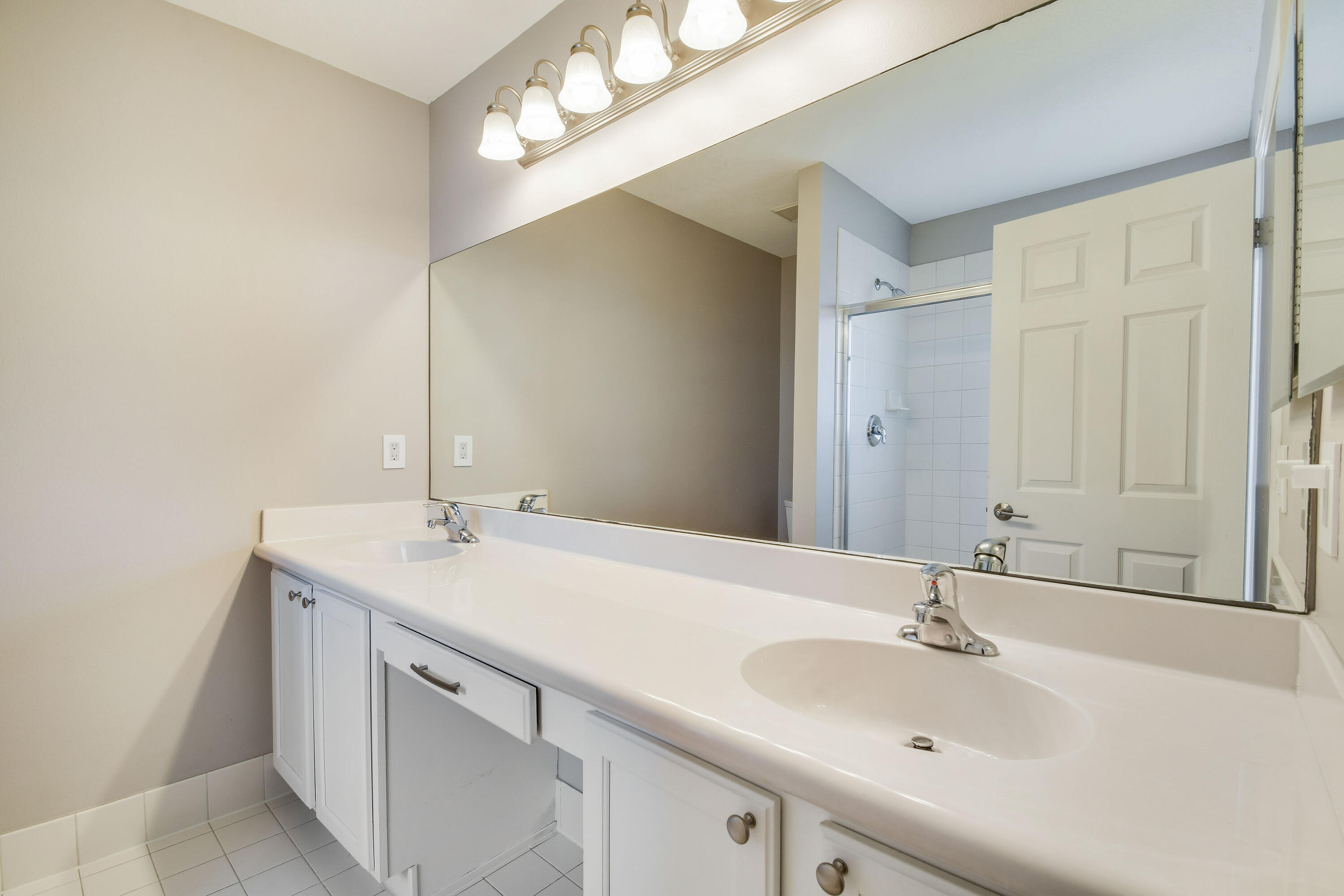 6125 Eaton, West Palm Beach FL 33411