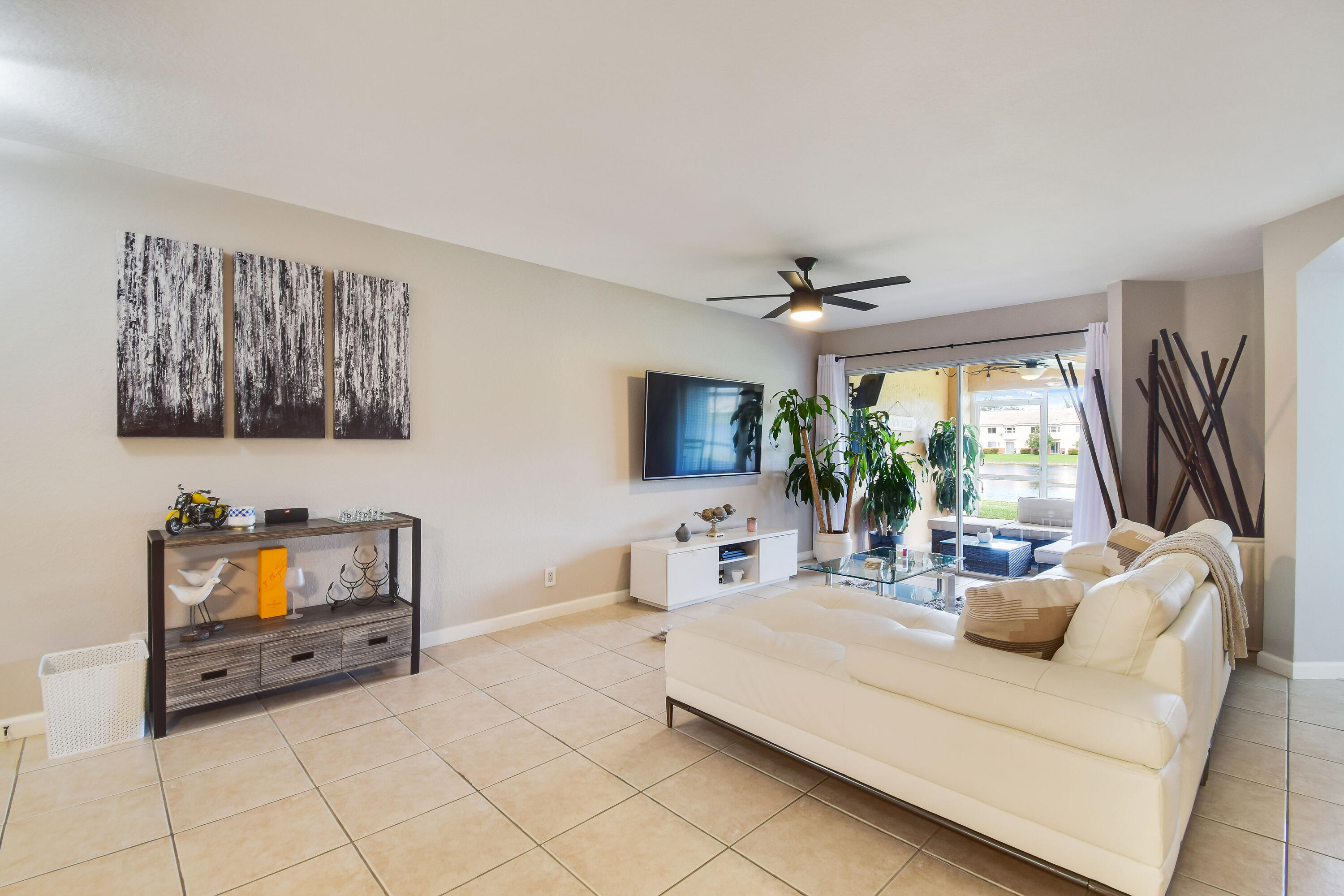 6125 Eaton, West Palm Beach FL 33411