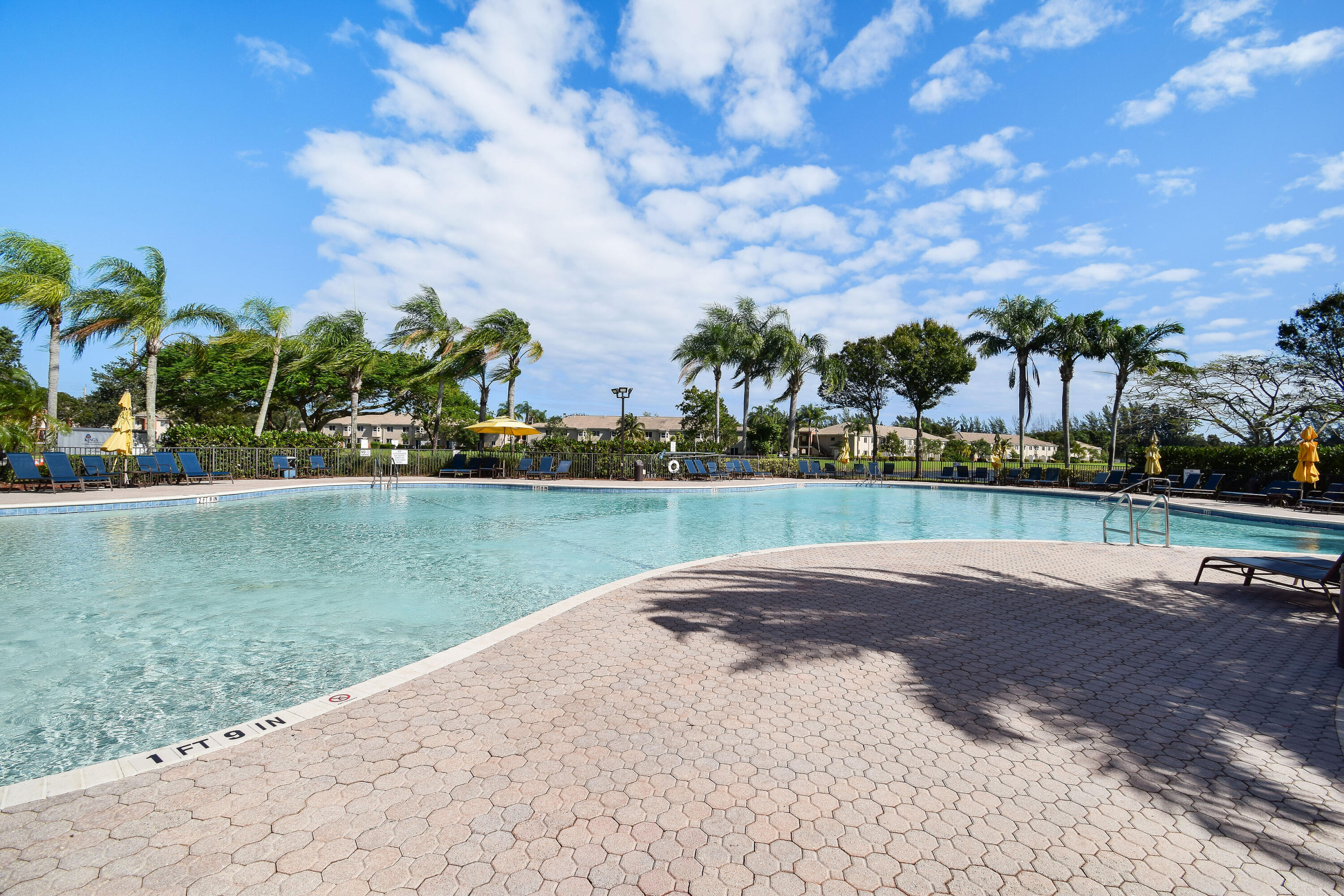 6125 Eaton, West Palm Beach FL 33411