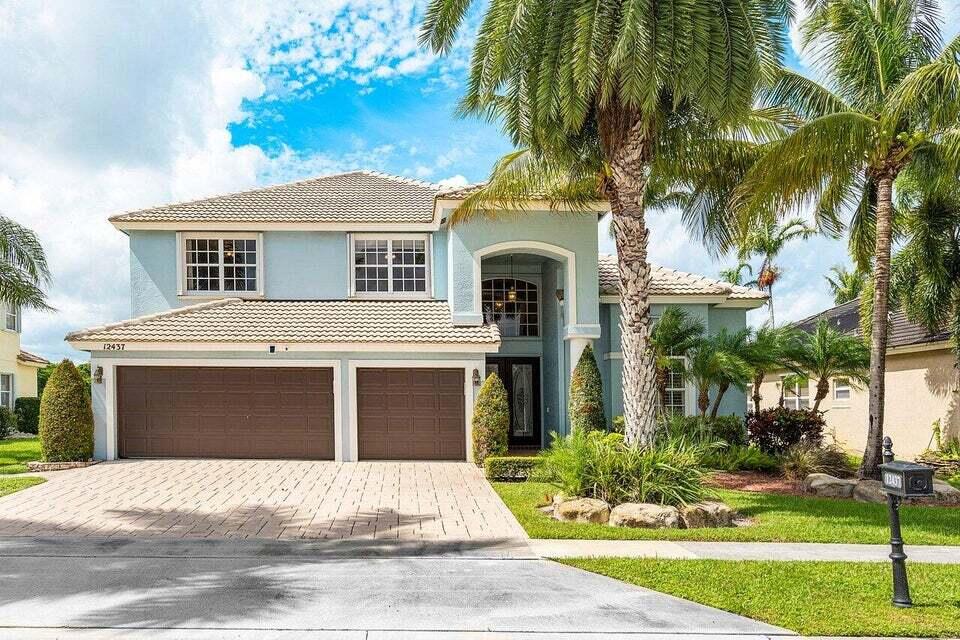 12437 Antille, Boca Raton FL 33428