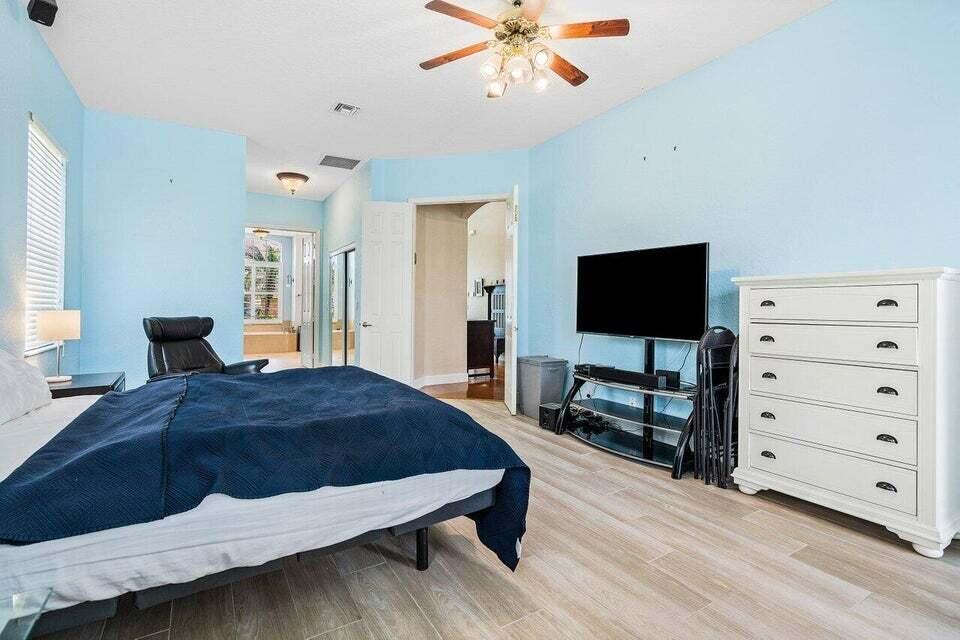 12437 Antille, Boca Raton FL 33428