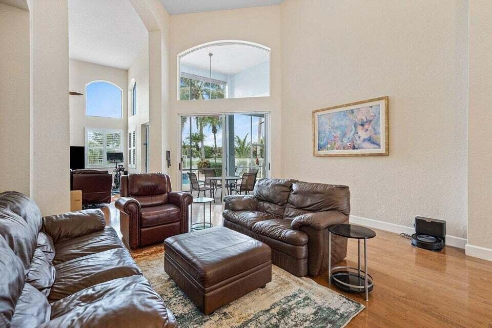 12437 Antille, Boca Raton FL 33428
