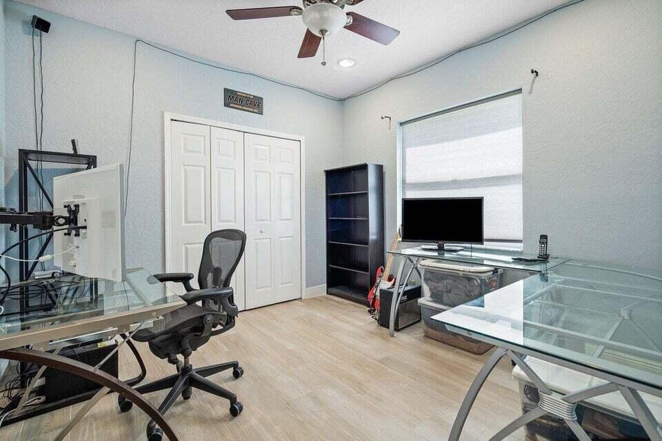 12437 Antille, Boca Raton FL 33428