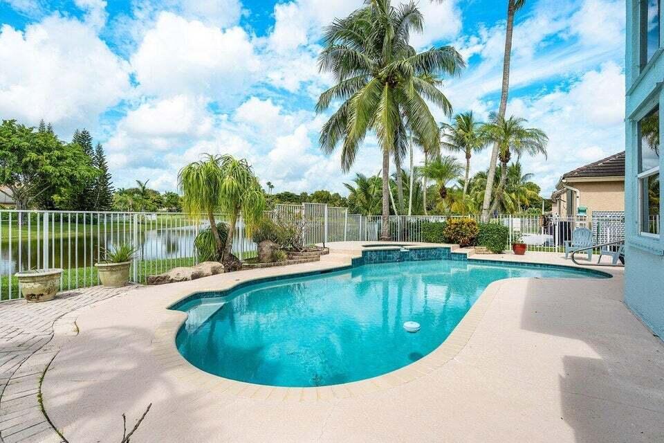 12437 Antille, Boca Raton FL 33428