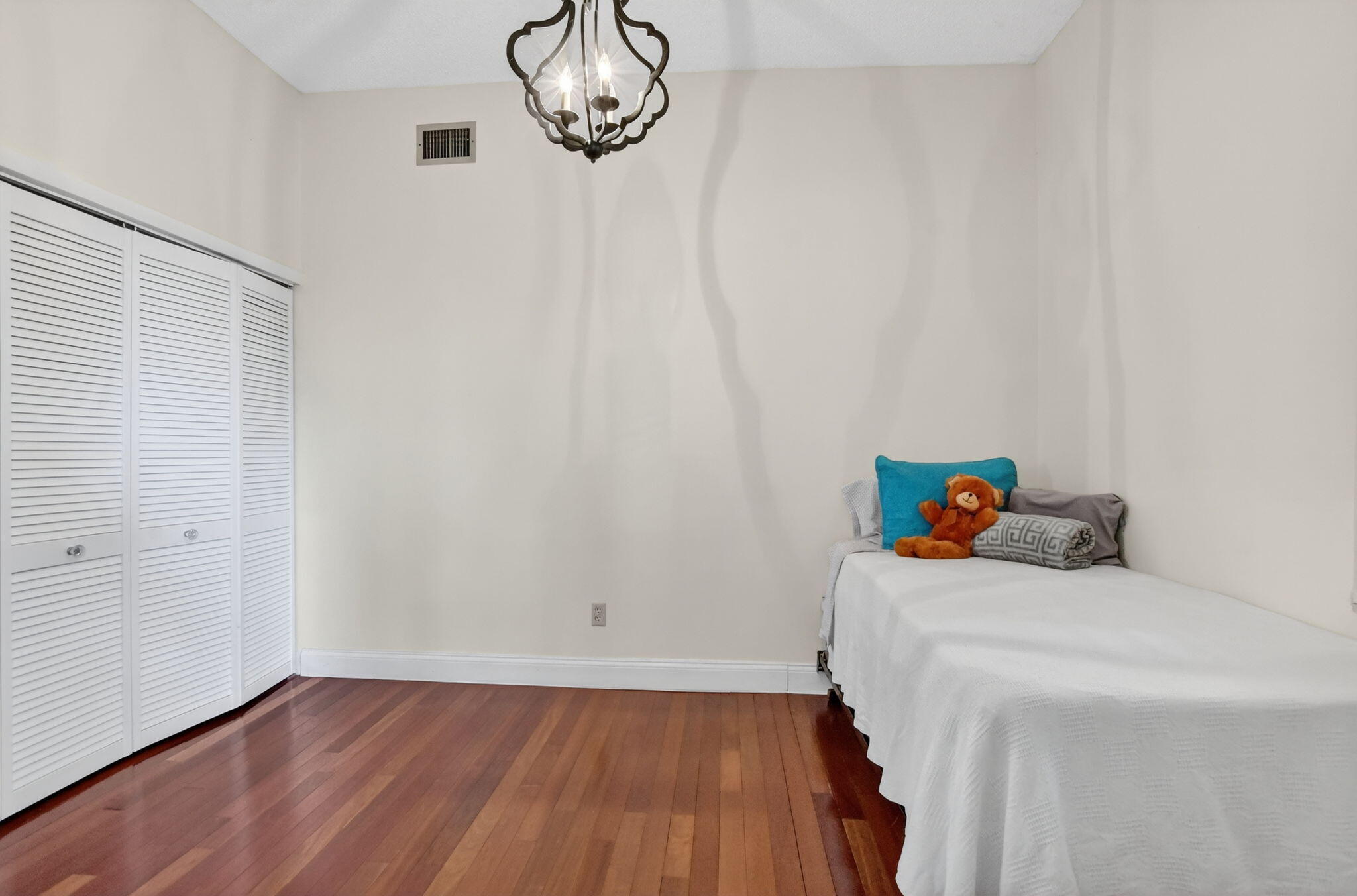 7535 La Paz #301, Boca Raton FL 33433