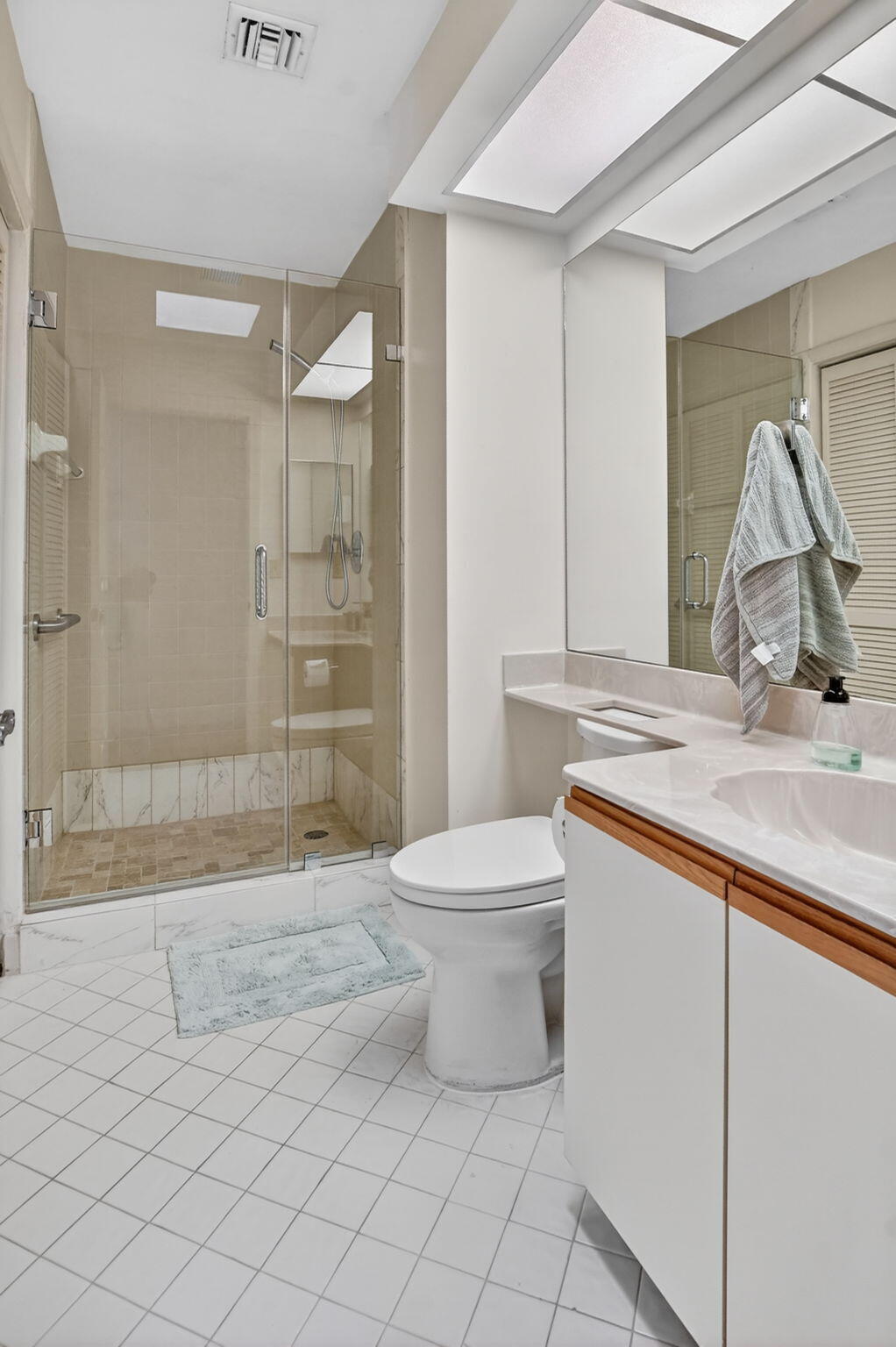 7535 La Paz #301, Boca Raton FL 33433