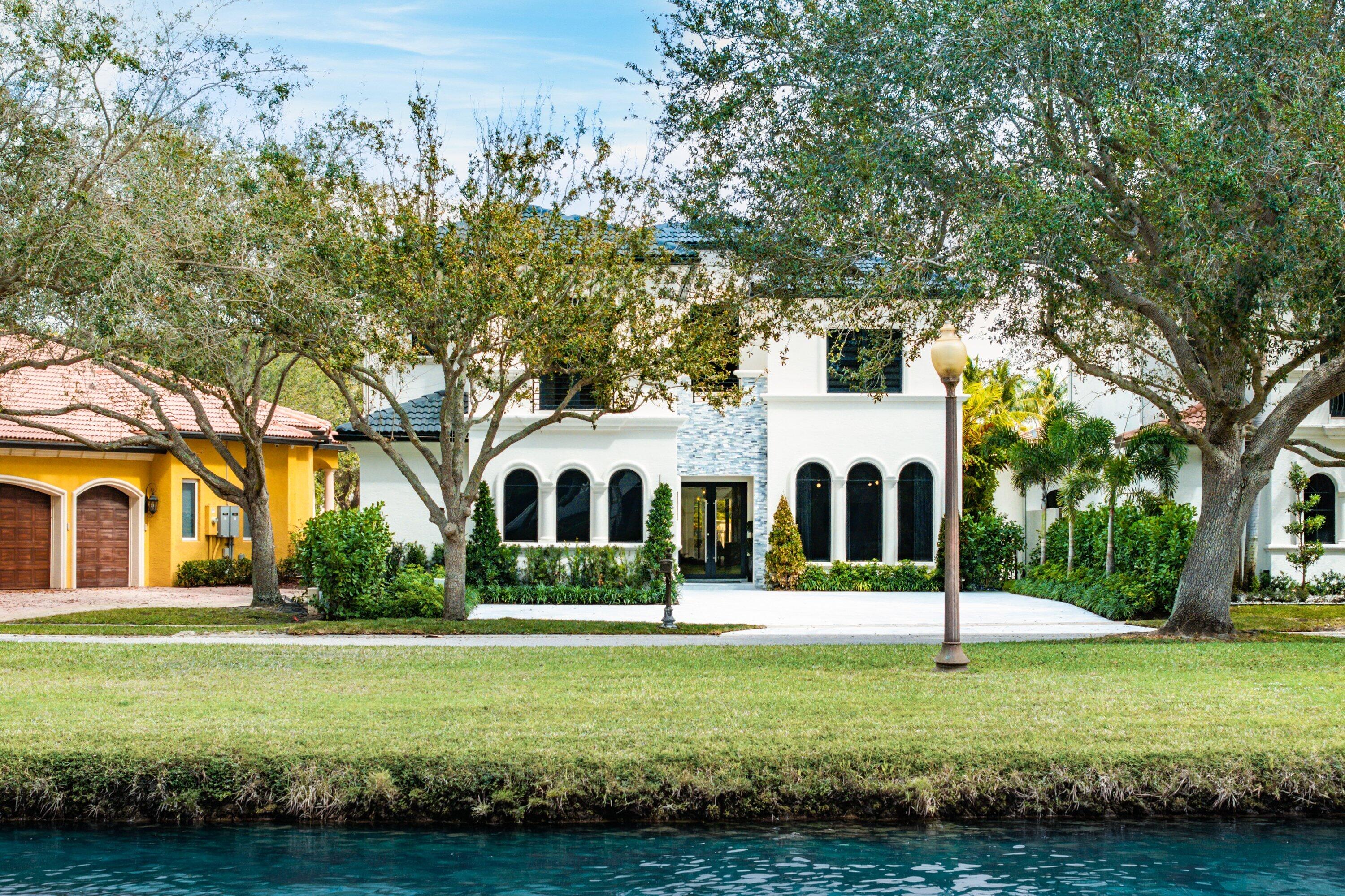 17760 Villa Club, Boca Raton FL 33496