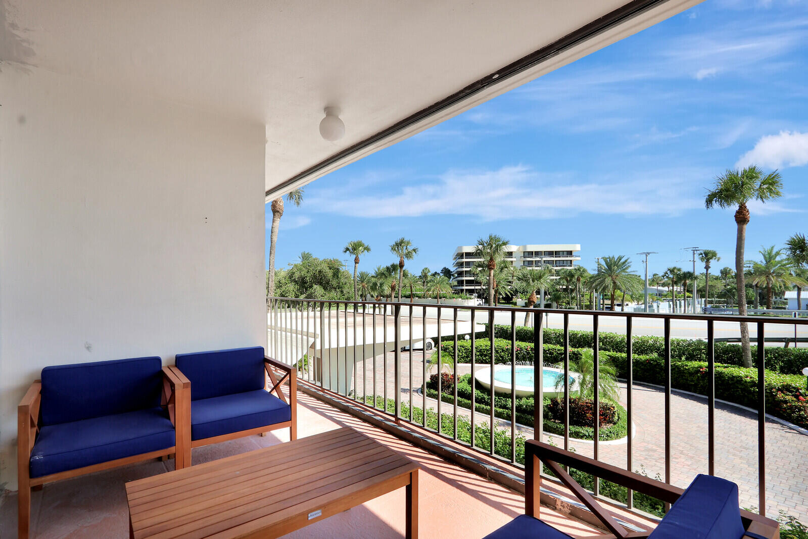 225 Beach #204, Tequesta FL 33469