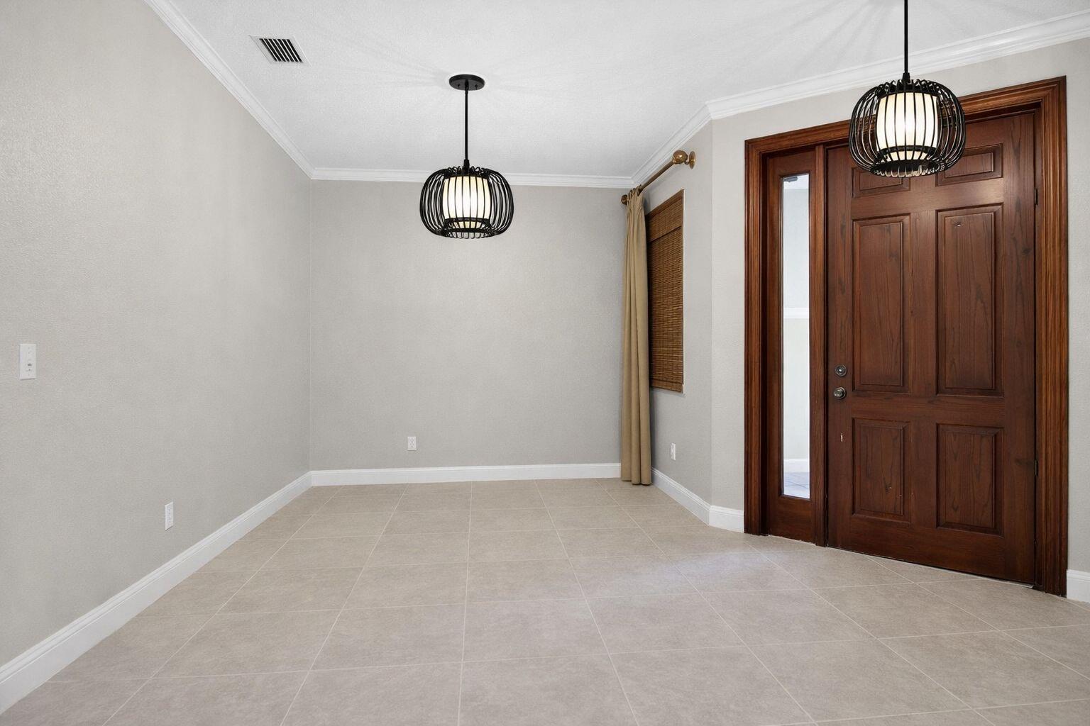 5072 Dulce, Palm Beach Gardens FL 33418
