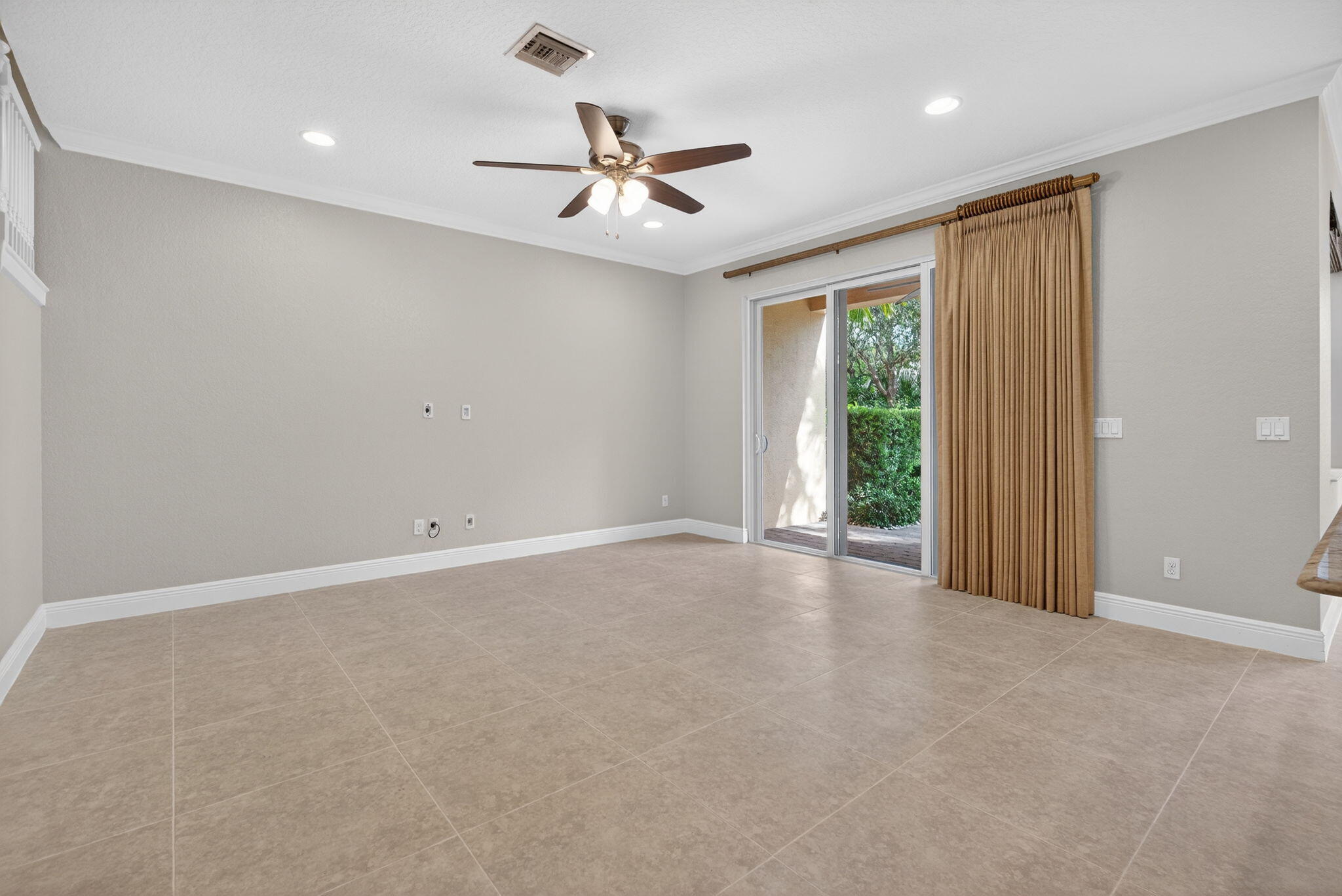 5072 Dulce, Palm Beach Gardens FL 33418