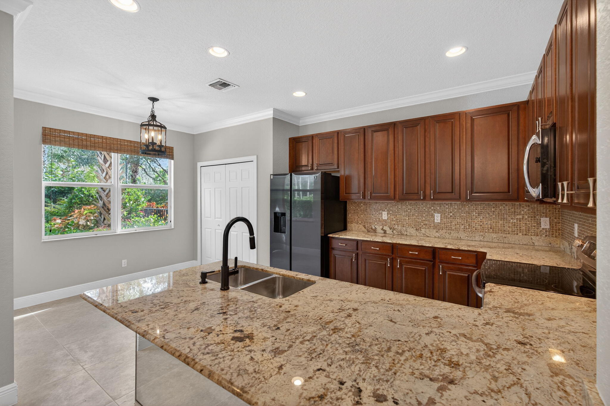 5072 Dulce, Palm Beach Gardens FL 33418
