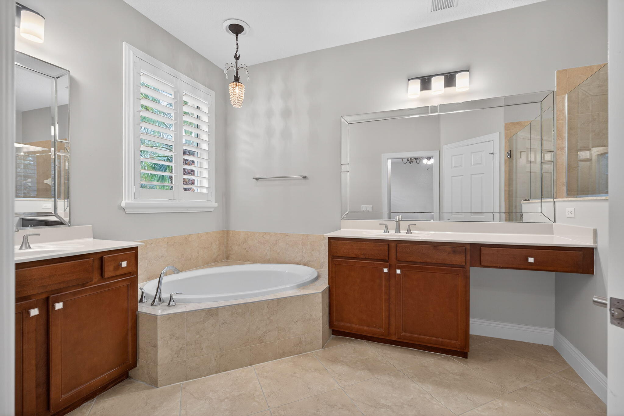 5072 Dulce, Palm Beach Gardens FL 33418