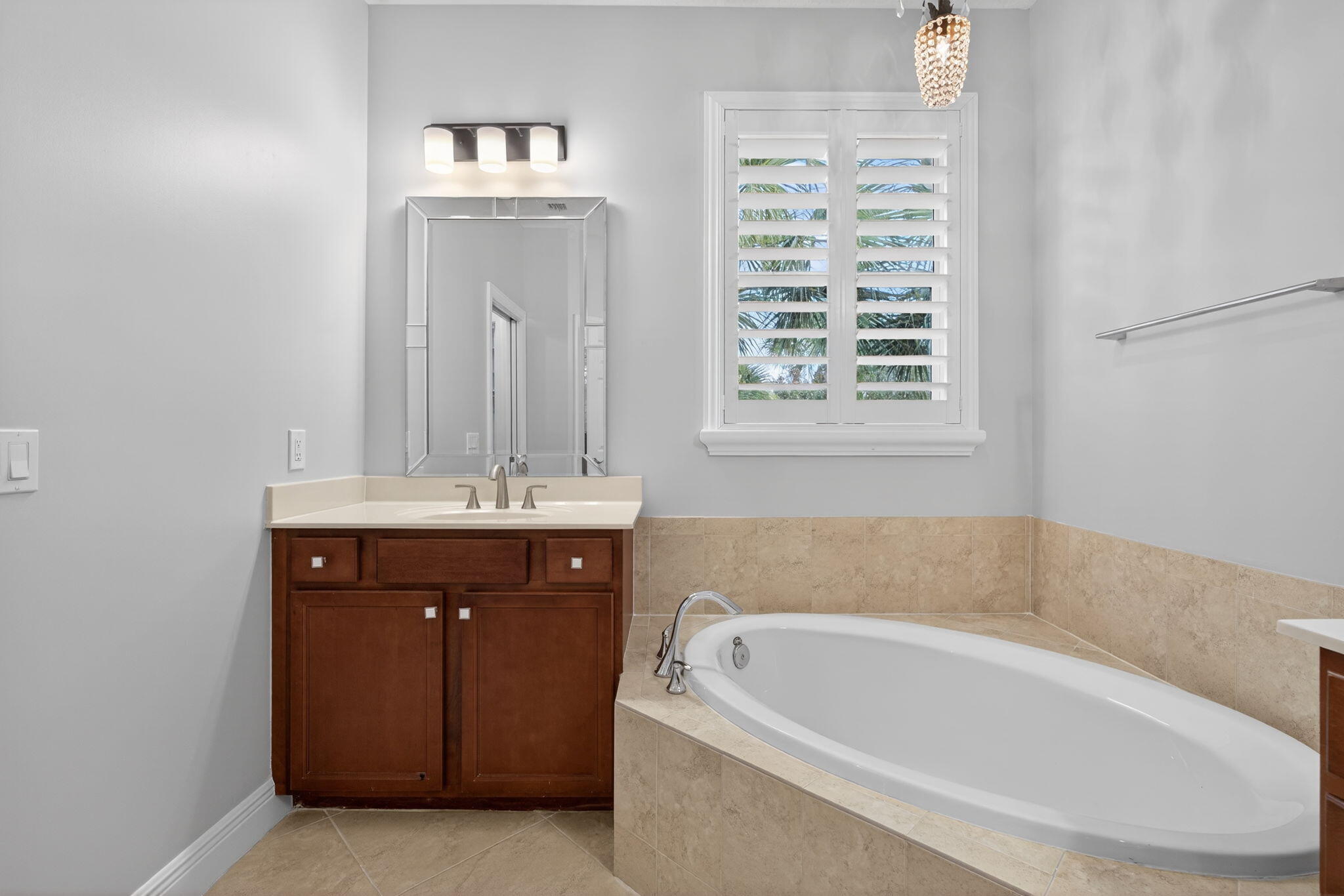 5072 Dulce, Palm Beach Gardens FL 33418
