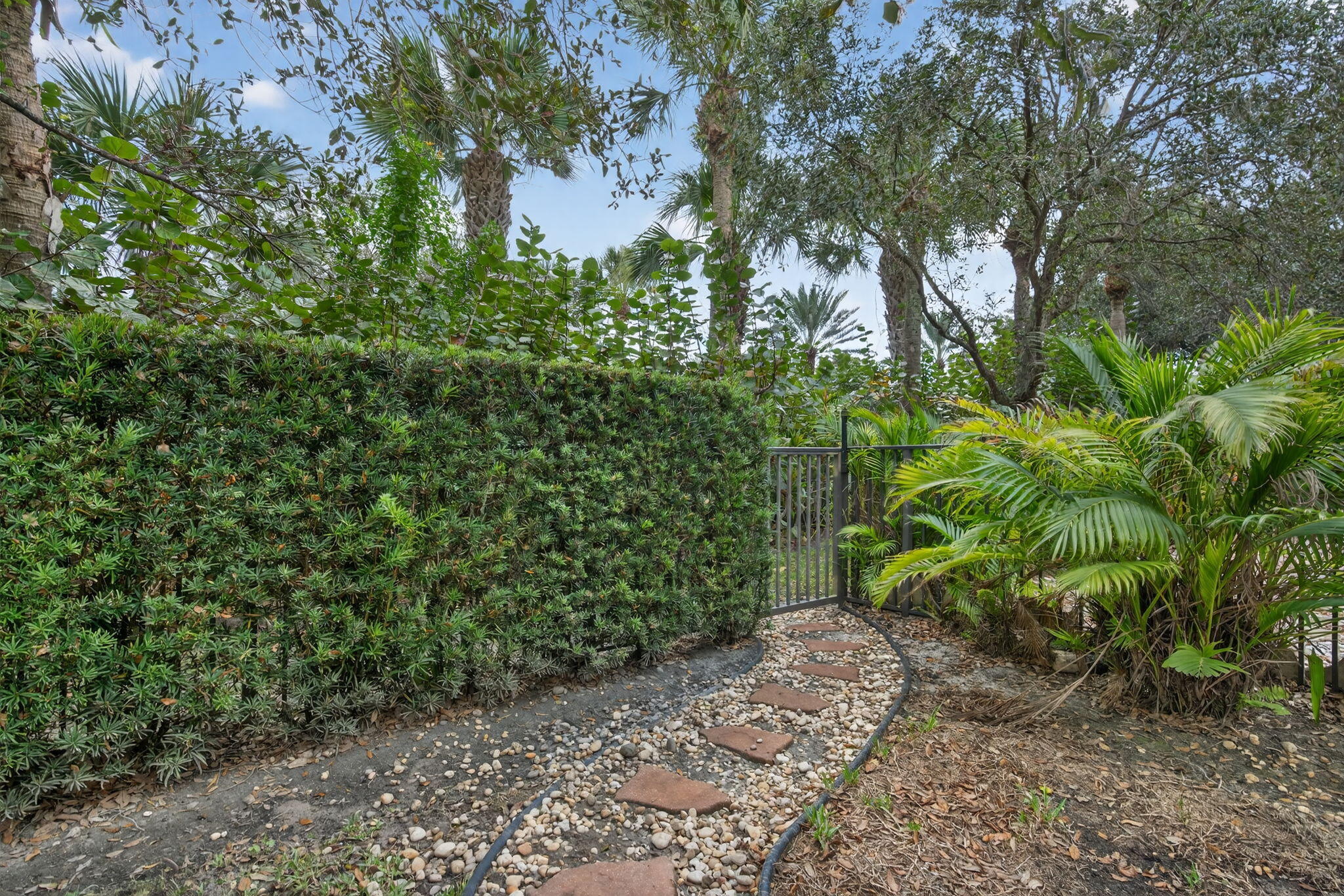 5072 Dulce, Palm Beach Gardens FL 33418