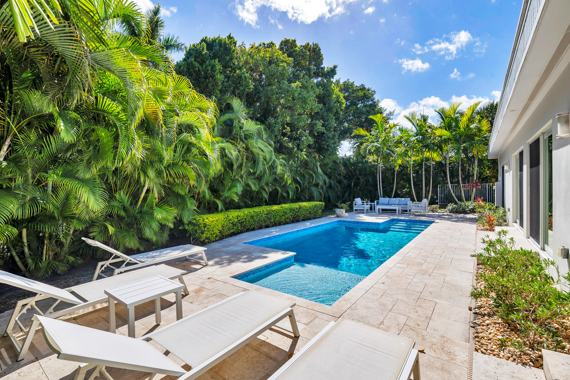 1386 S Atlantic, Lantana FL 33462
