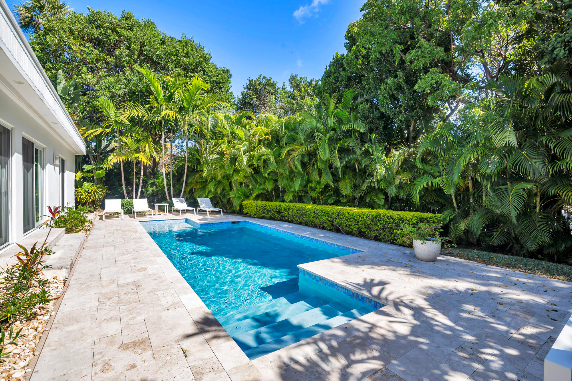 1386 S Atlantic, Lantana FL 33462