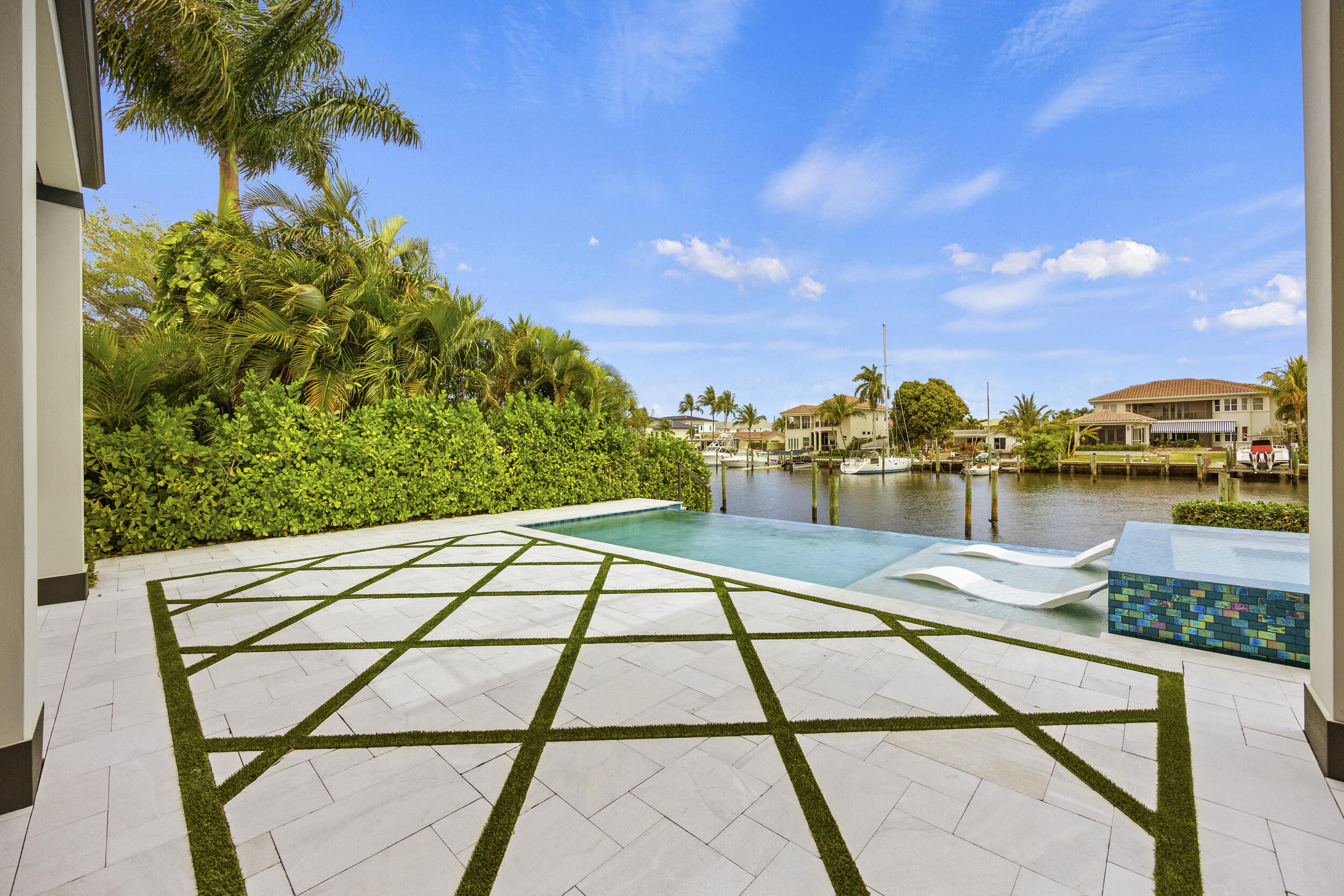 736 Lagoon, North Palm Beach FL 33408